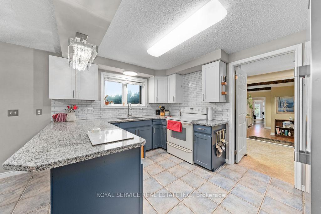 Photo 9 of 4470 Harwood Road, Hamilton Township, Rural Hamilton — HOMEH