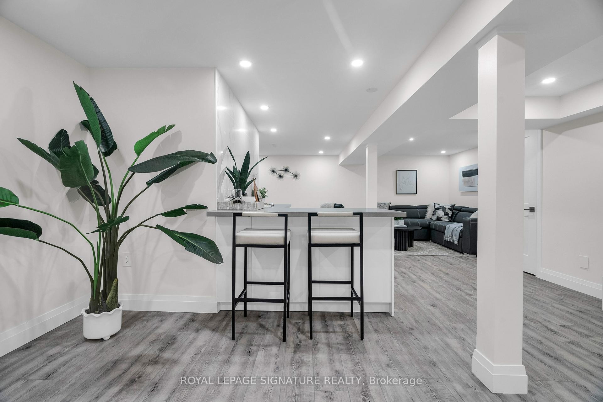 Photo 26 of 17 Birch Court, Aurora, Aurora Village — HOMEH
