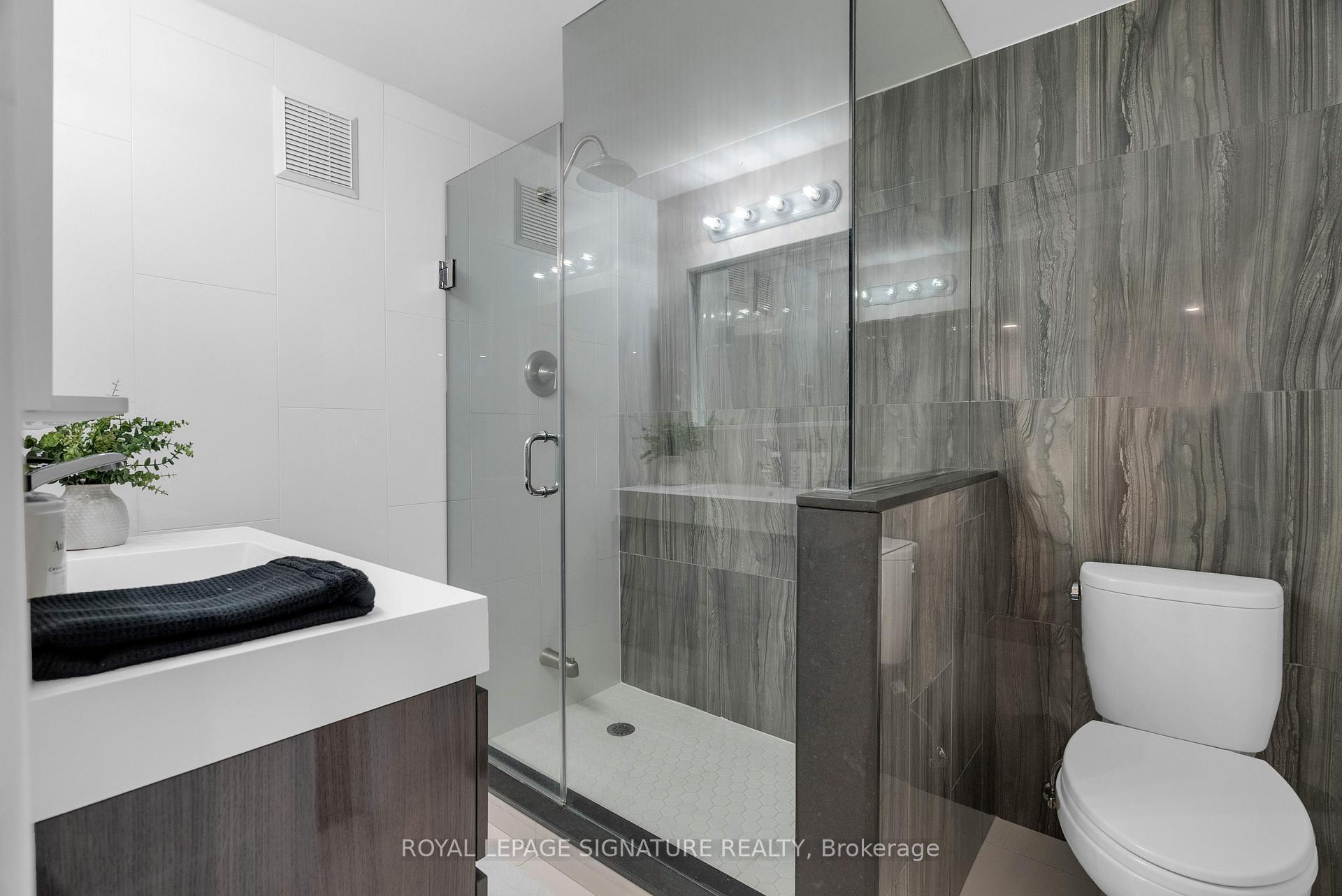 Photo 23 of 17 Birch Court, Aurora, Aurora Village — HOMEH