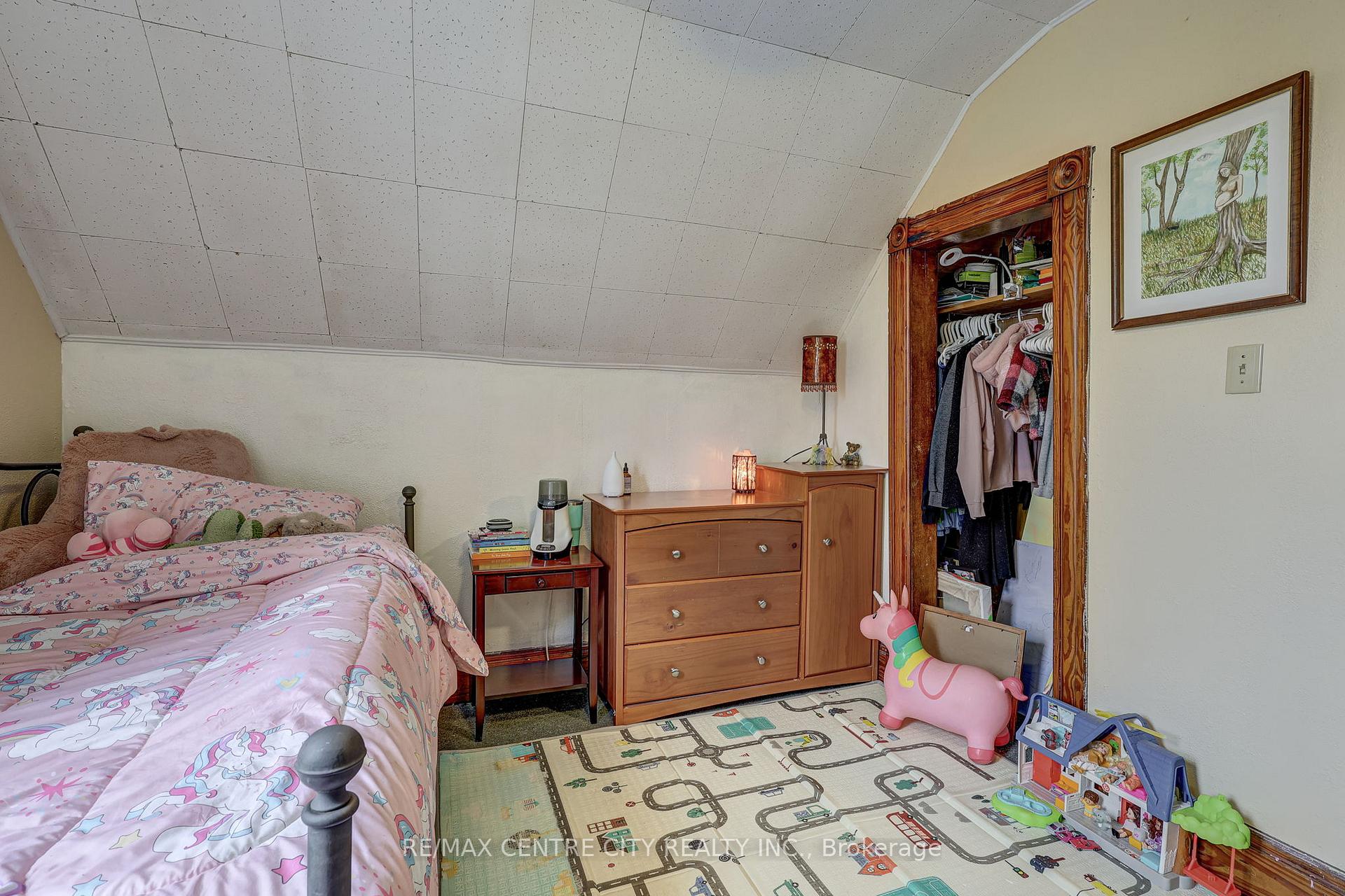 Photo 20 of 49 West Avenue, St. Thomas — HOMEH