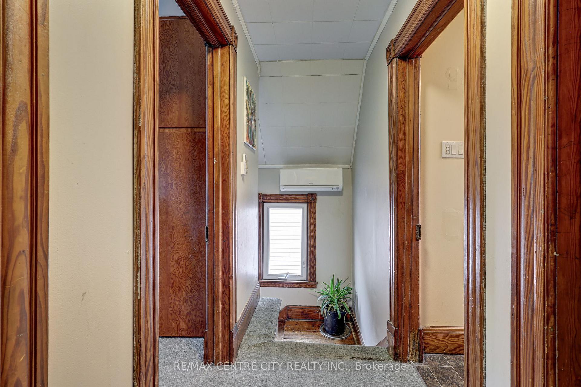 Photo 26 of 49 West Avenue, St. Thomas — HOMEH