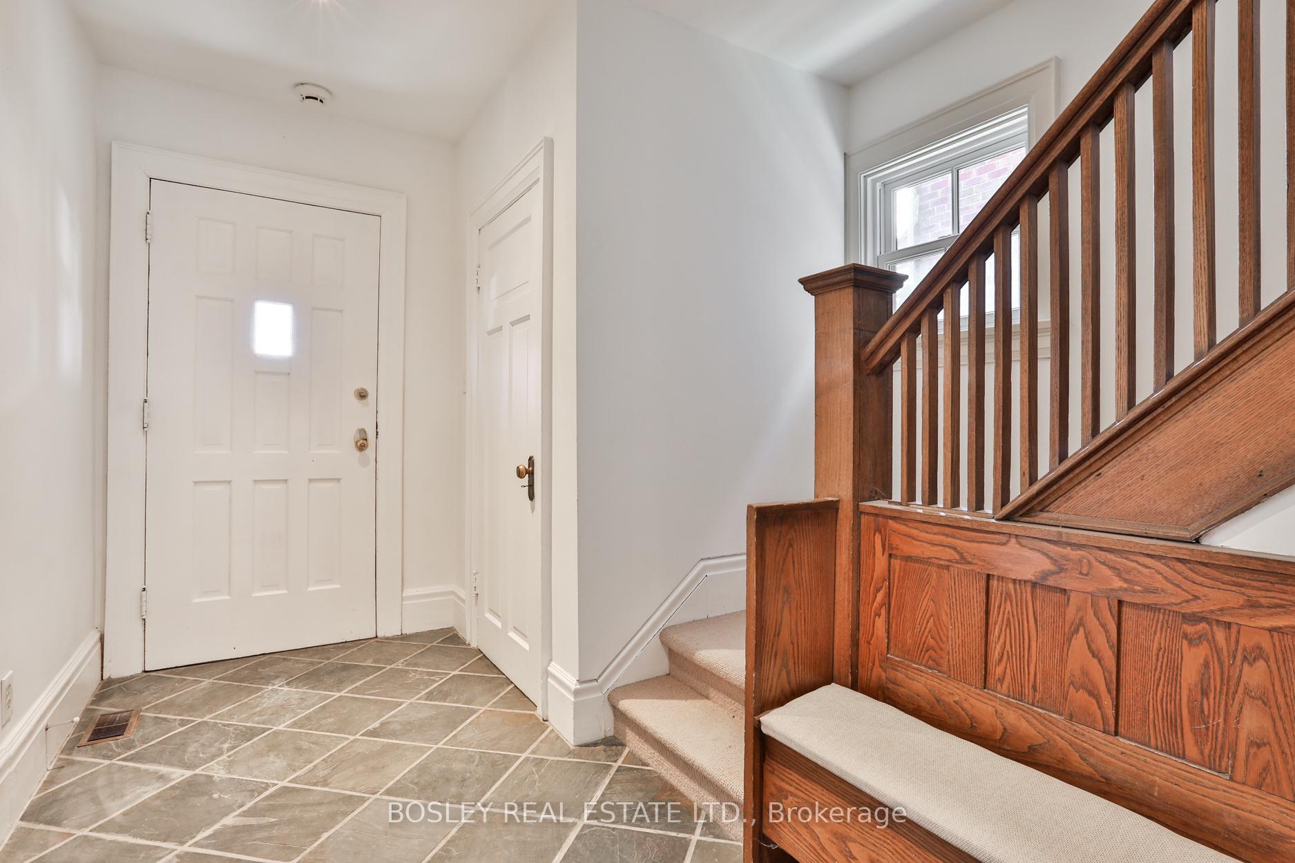 Photo 11 of 82 Belsize Drive, Toronto, Mount Pleasant West — HOMEH