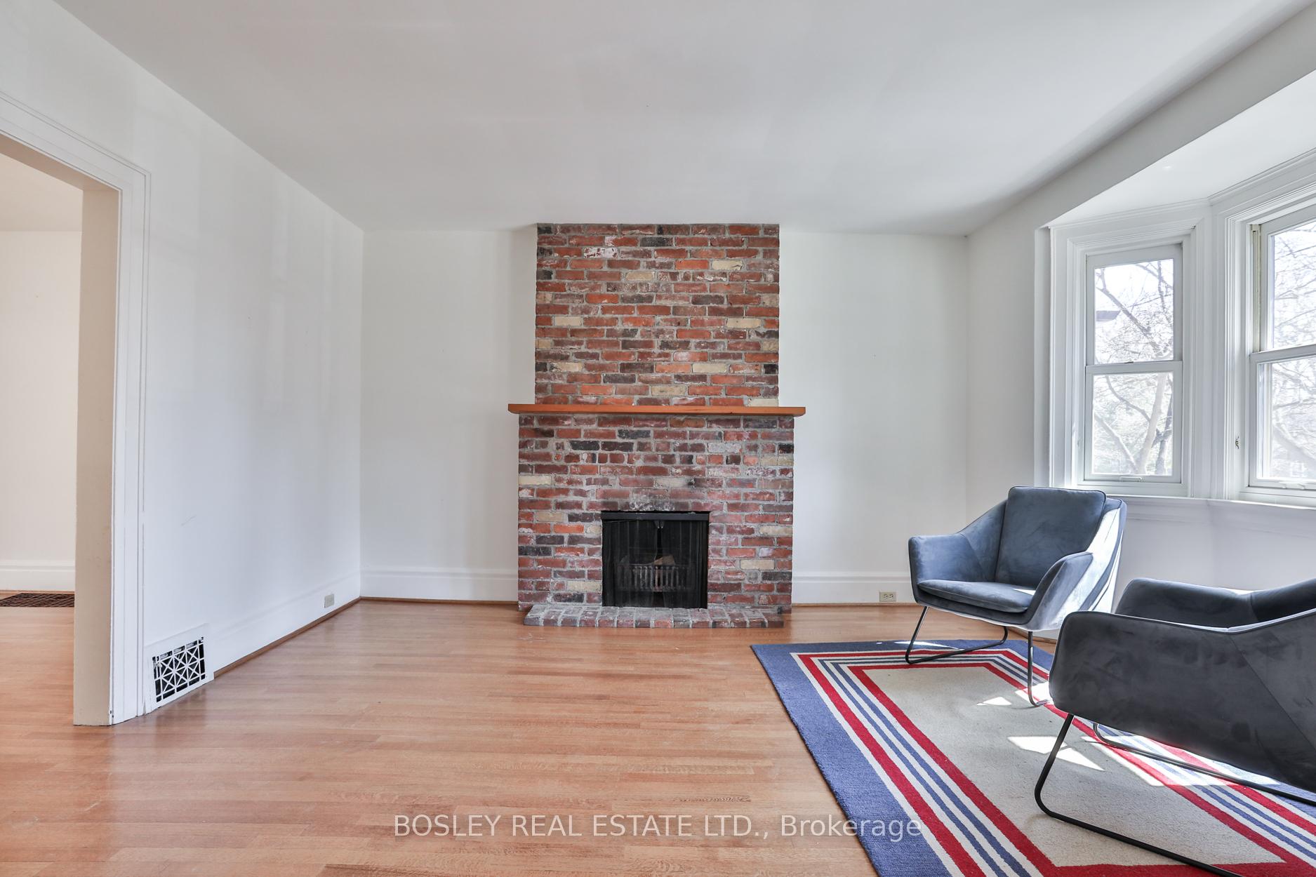 Photo 2 of 82 Belsize Drive, Toronto, Mount Pleasant West — HOMEH