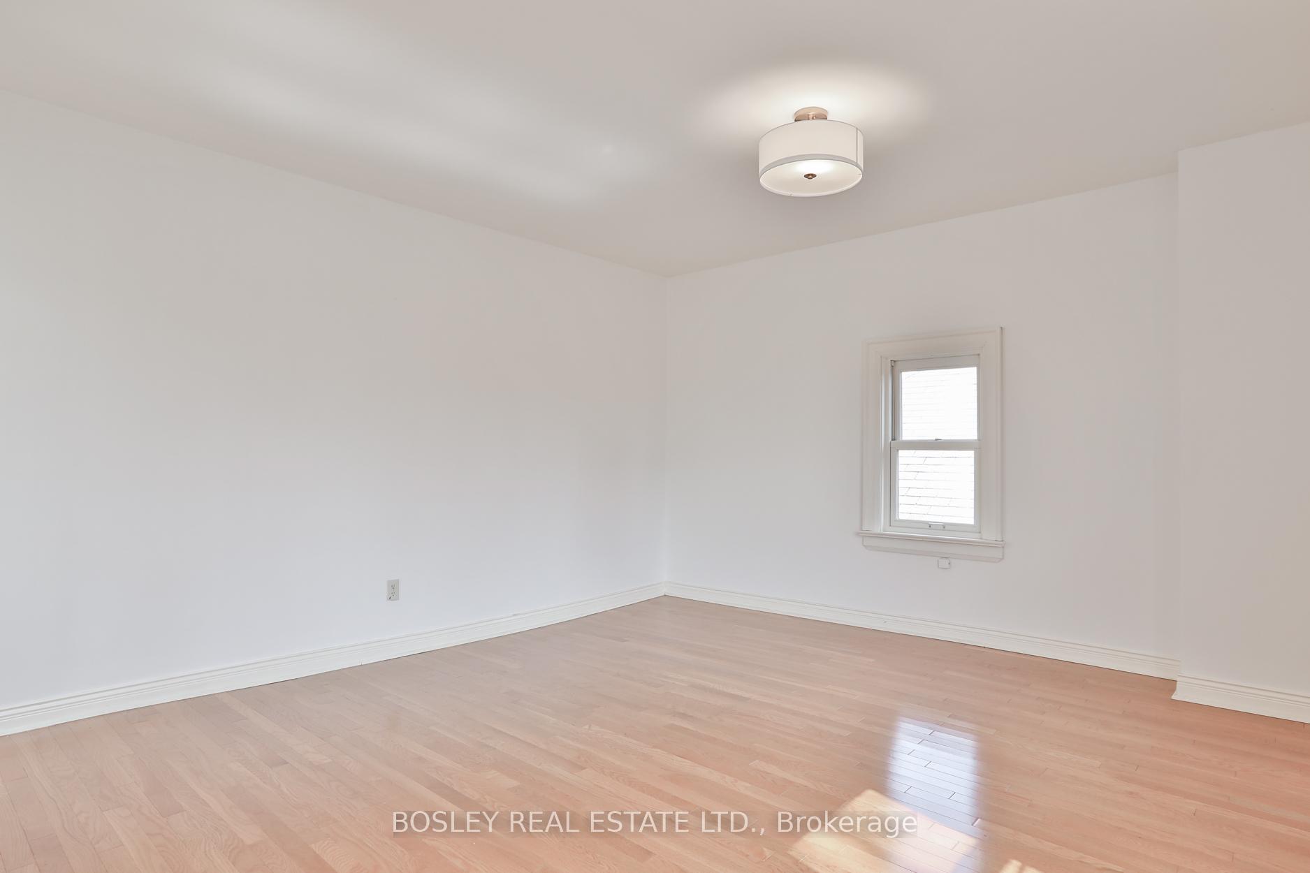 Photo 24 of 82 Belsize Drive, Toronto, Mount Pleasant West — HOMEH