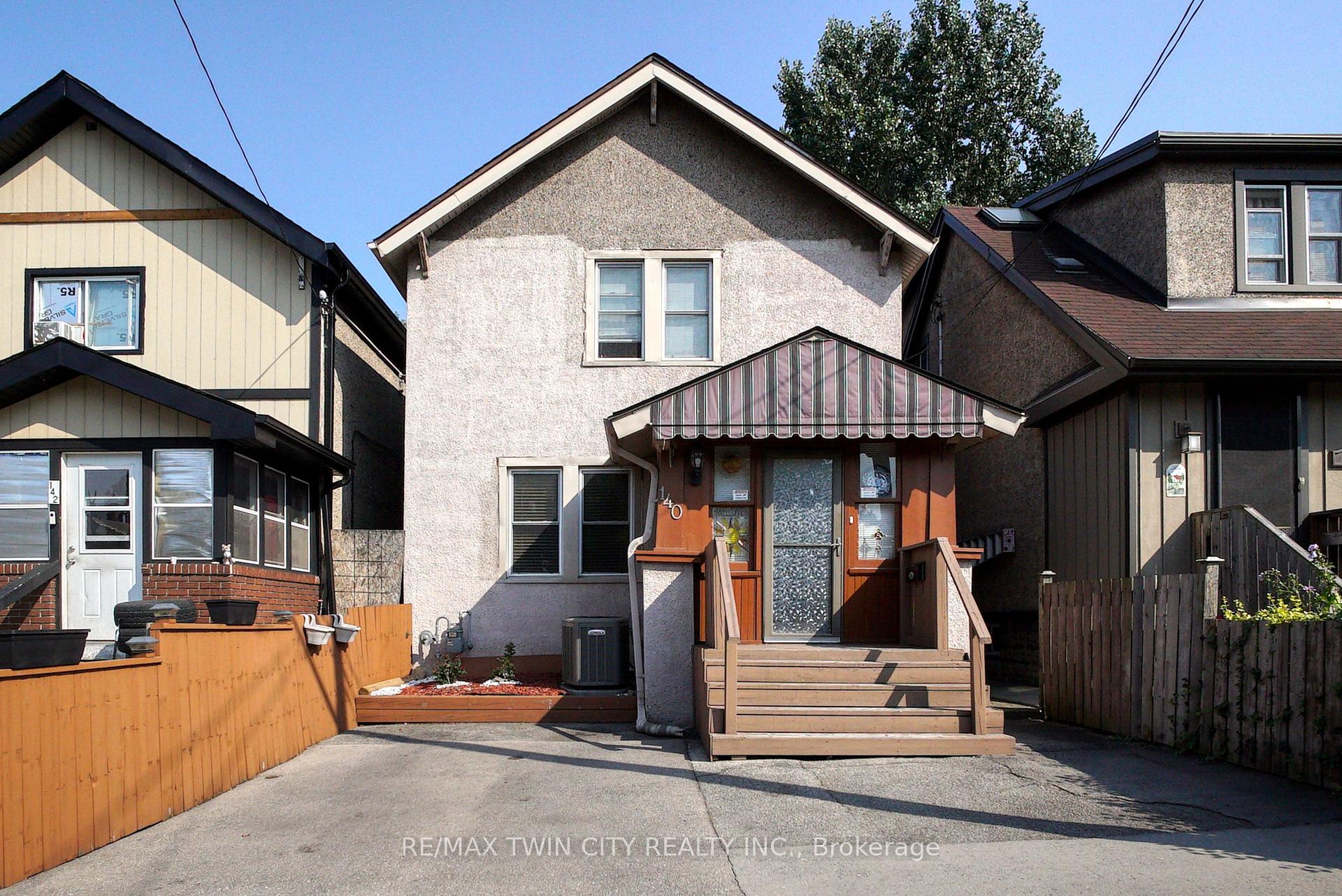 Photo 1 of 140 Park Row N, Hamilton, Crown Point — HOMEH