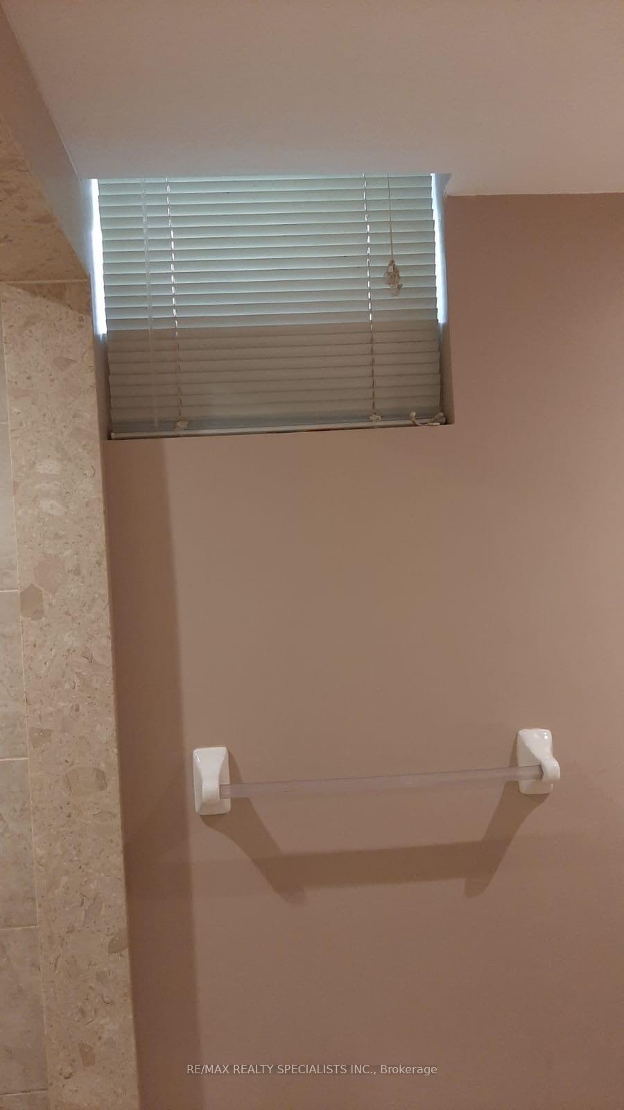 Photo 2 of Unit Bsmt, 4 Ruth Avenue, Brampton, Heart Lake West — HOMEH