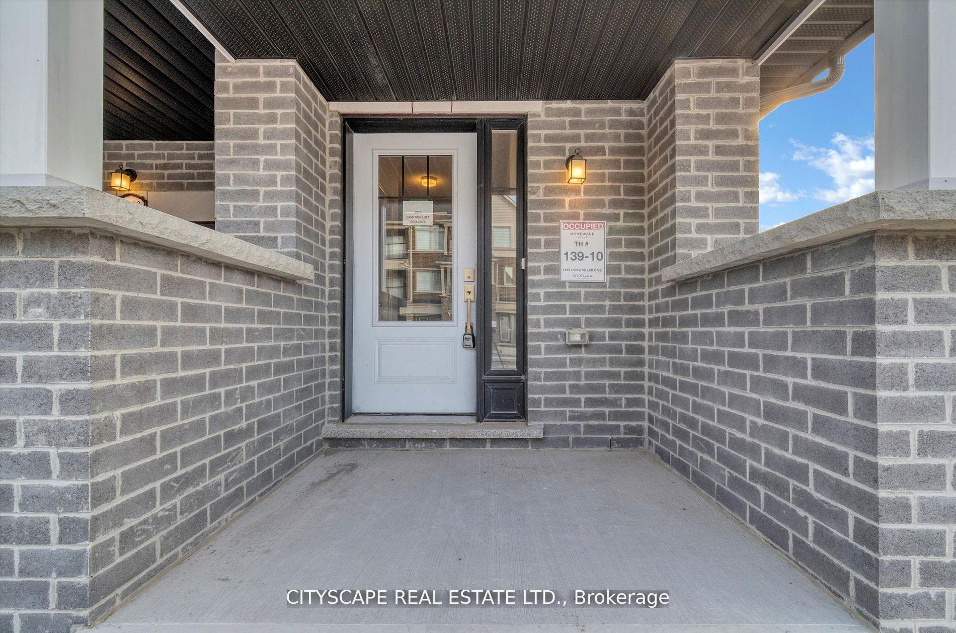 Photo 3 of 1979 Cameron Lott Crescent, Oshawa, Kedron — HOMEH