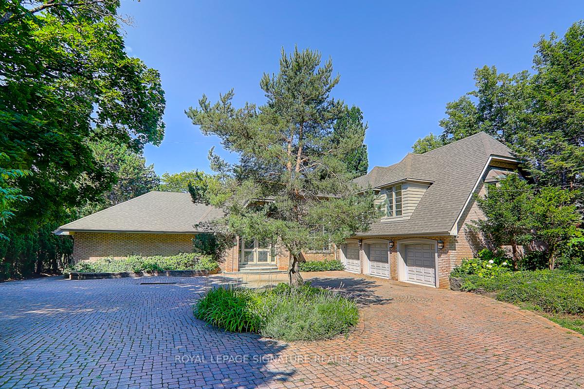 Photo 1 of 28 Old English Lane, Markham, Bayview Glen — HOMEH