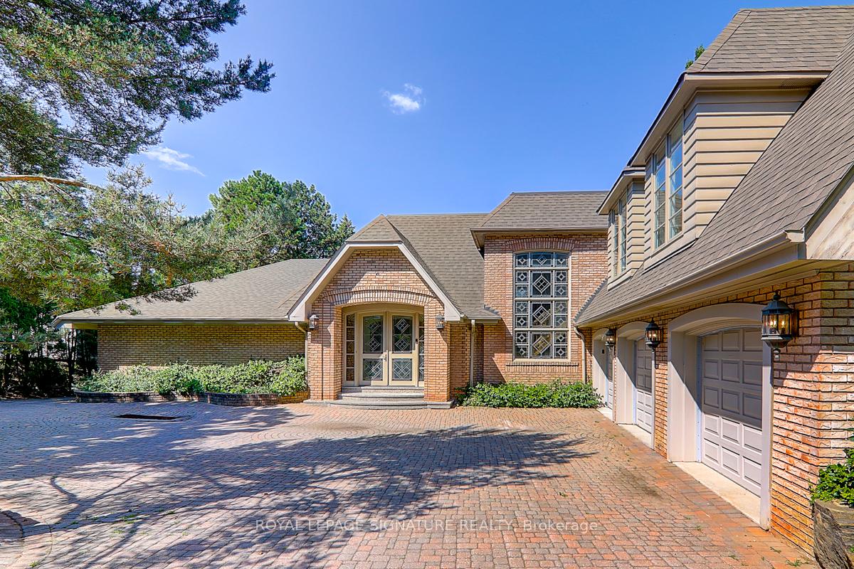 Photo 10 of 28 Old English Lane, Markham, Bayview Glen — HOMEH