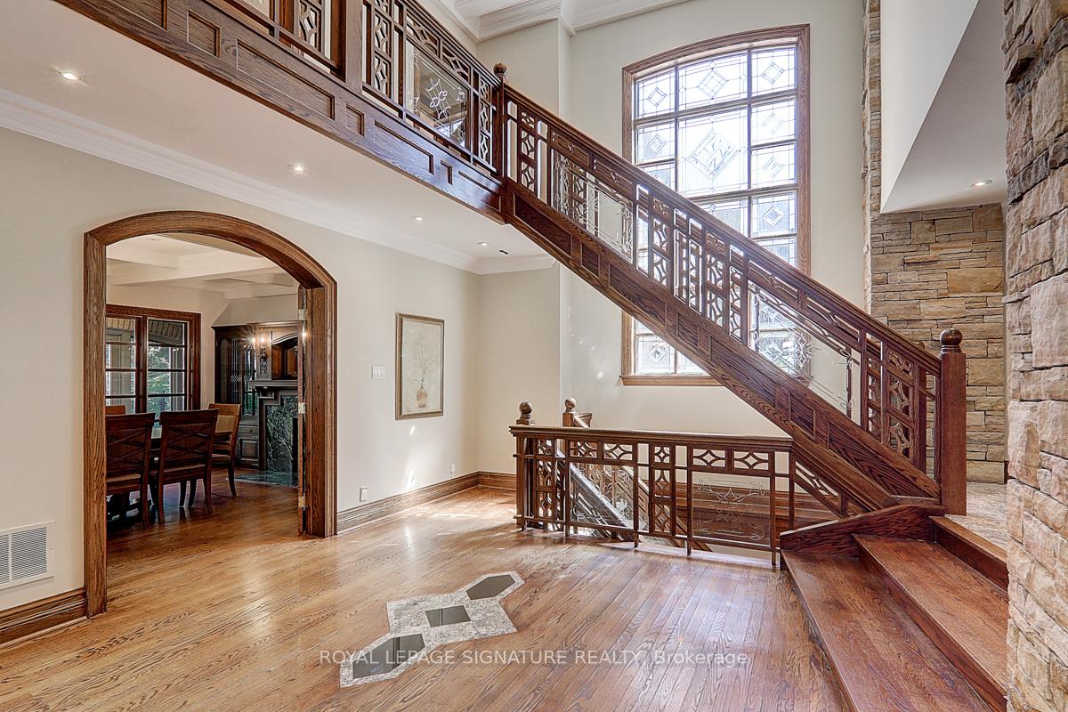 Photo 13 of 28 Old English Lane, Markham, Bayview Glen — HOMEH