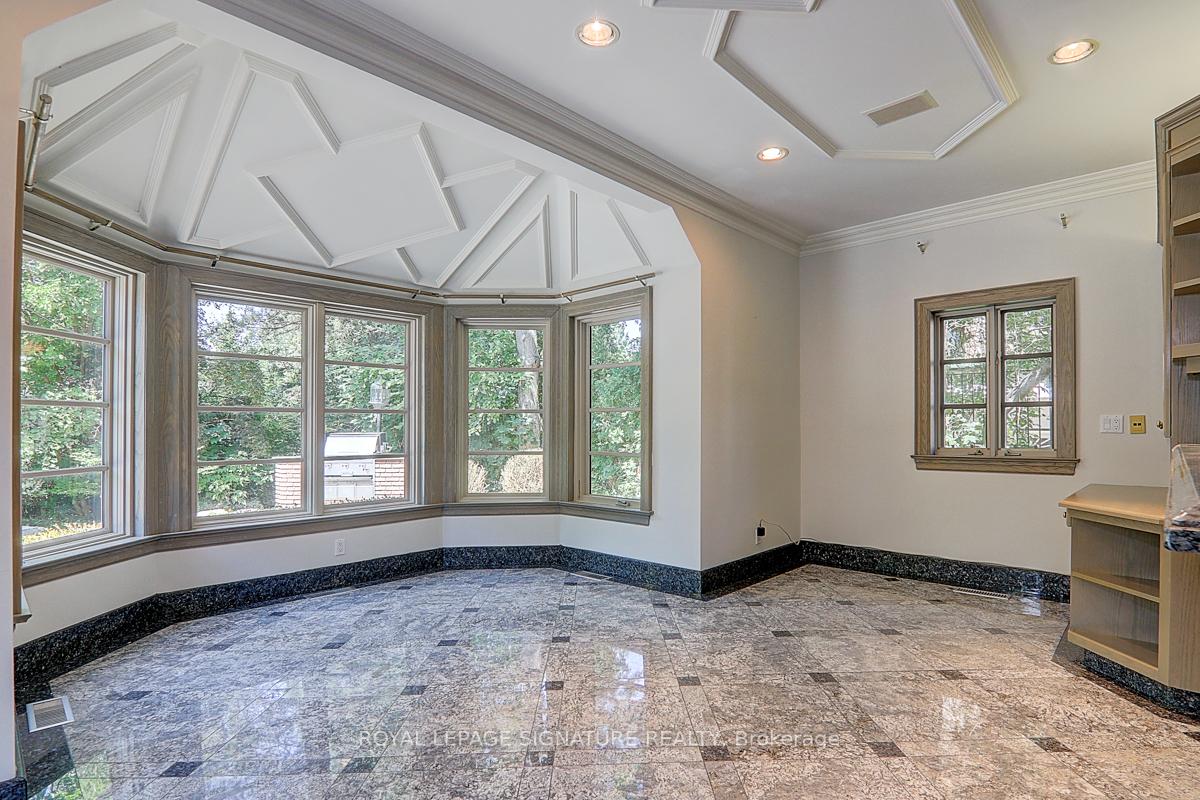 Photo 11 of 28 Old English Lane, Markham, Bayview Glen — HOMEH