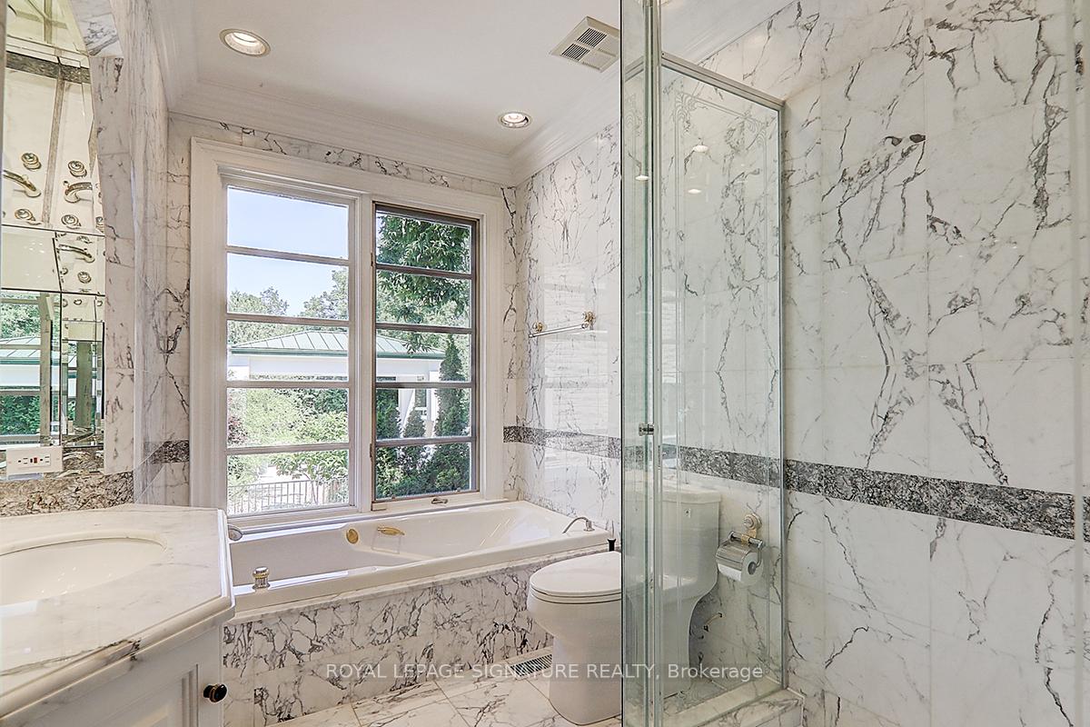 Photo 31 of 28 Old English Lane, Markham, Bayview Glen — HOMEH