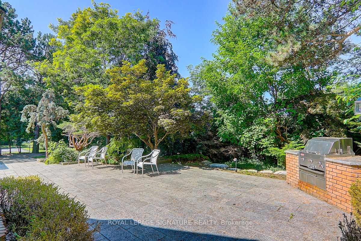 Photo 39 of 28 Old English Lane, Markham, Bayview Glen — HOMEH