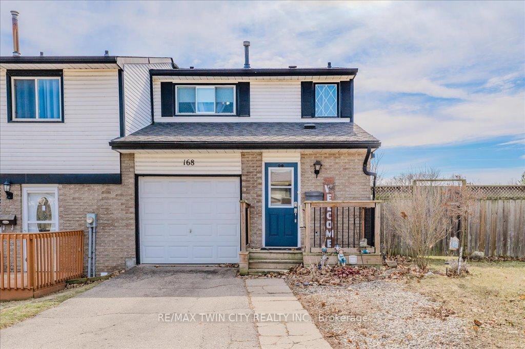 Front of 168 Sunset Court