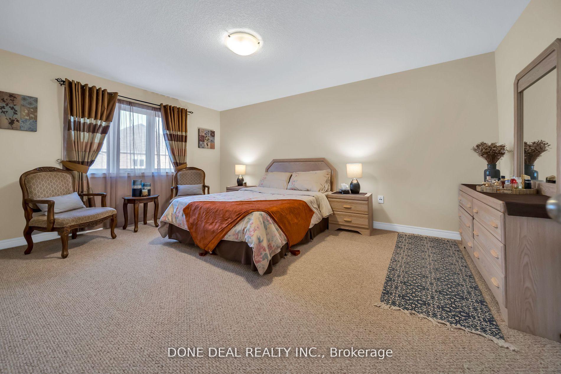 Photo 11 of 21 Bellagio Avenue, Hamilton, Hannon — HOMEH