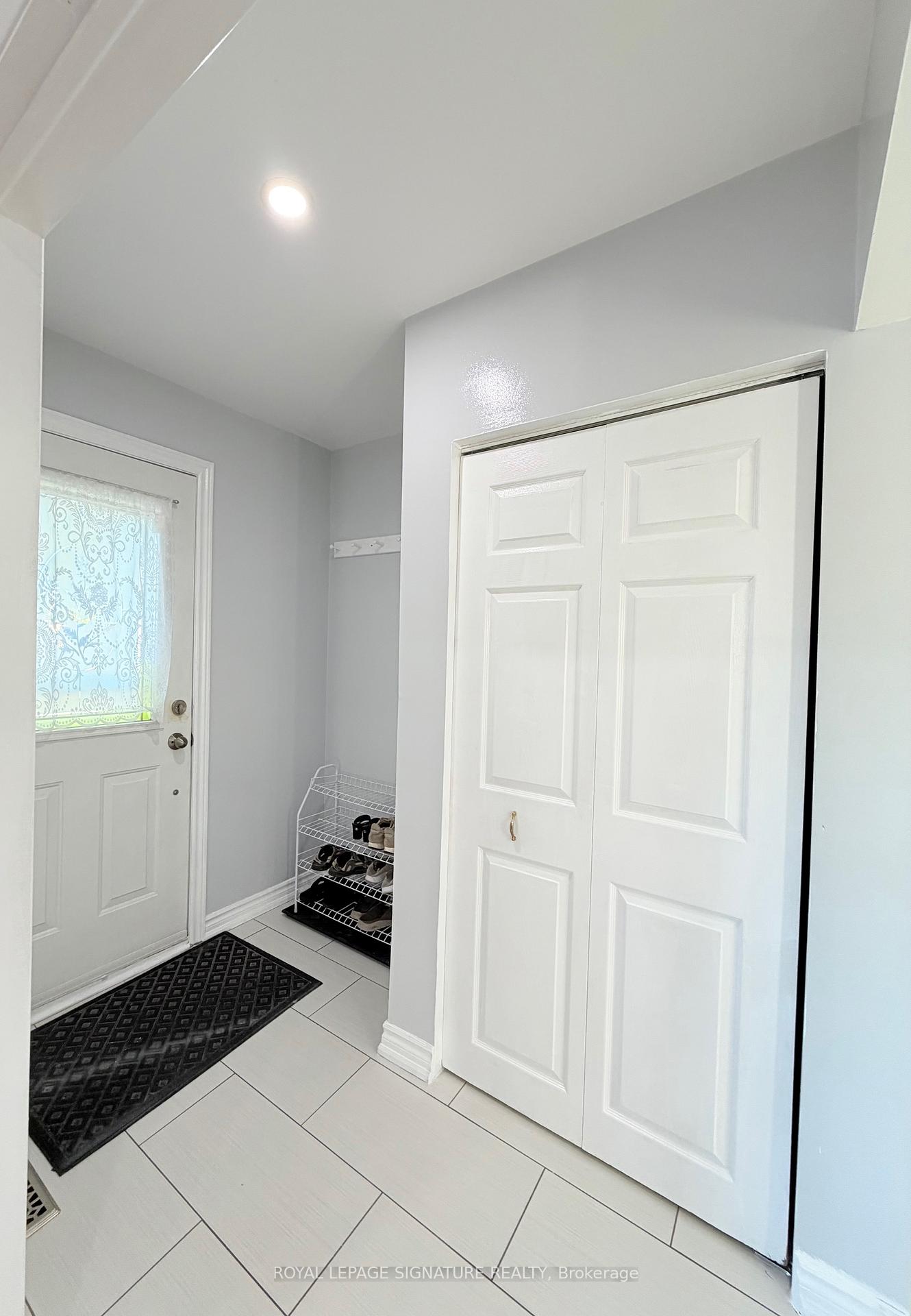 Photo 6 of 25 Birchbank Road, Brampton, Avondale — HOMEH