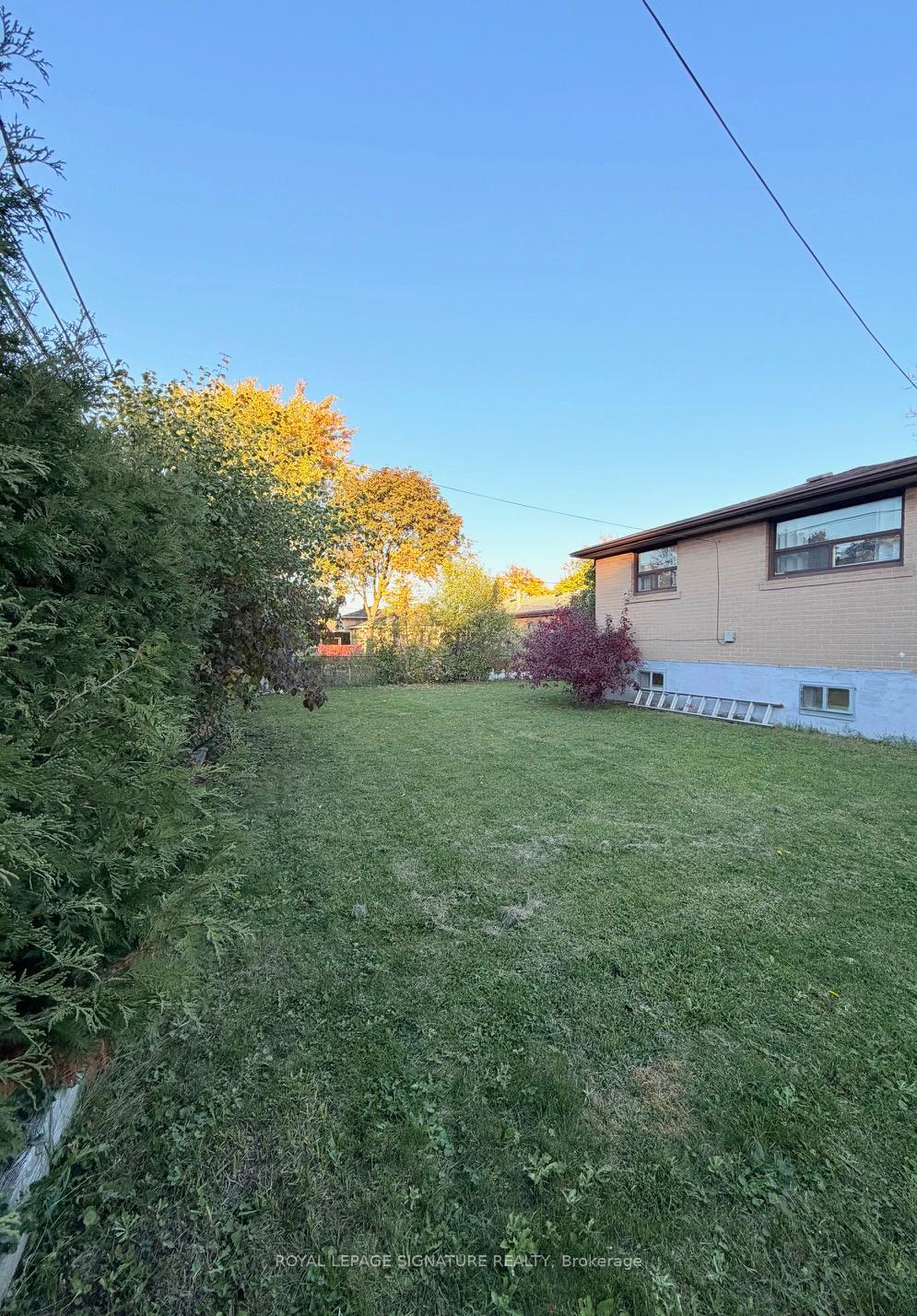 Photo 36 of 25 Birchbank Road, Brampton, Avondale — HOMEH