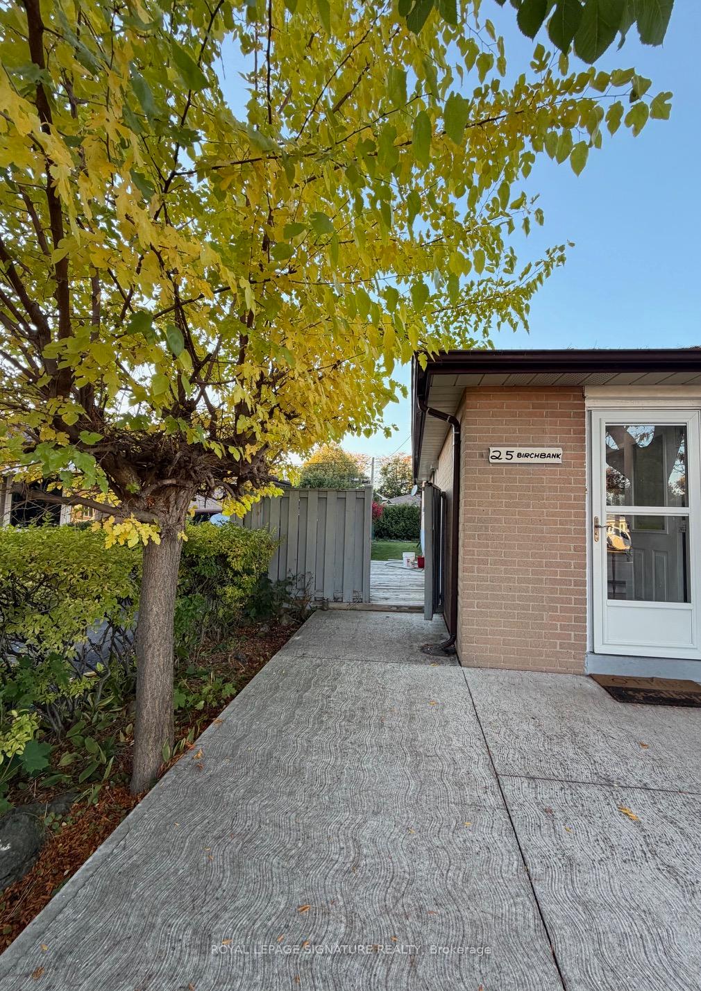 Photo 39 of 25 Birchbank Road, Brampton, Avondale — HOMEH