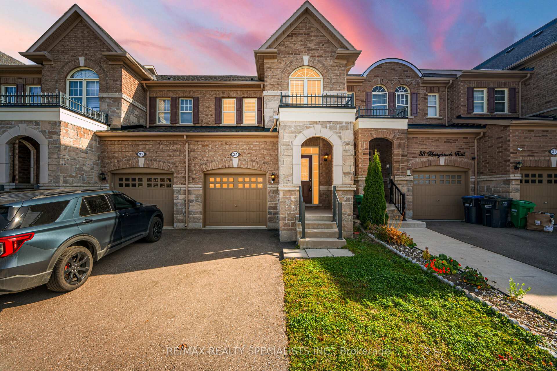 Photo 1 of 35 Merrybrook Trail, Brampton, Brampton North — HOMEH