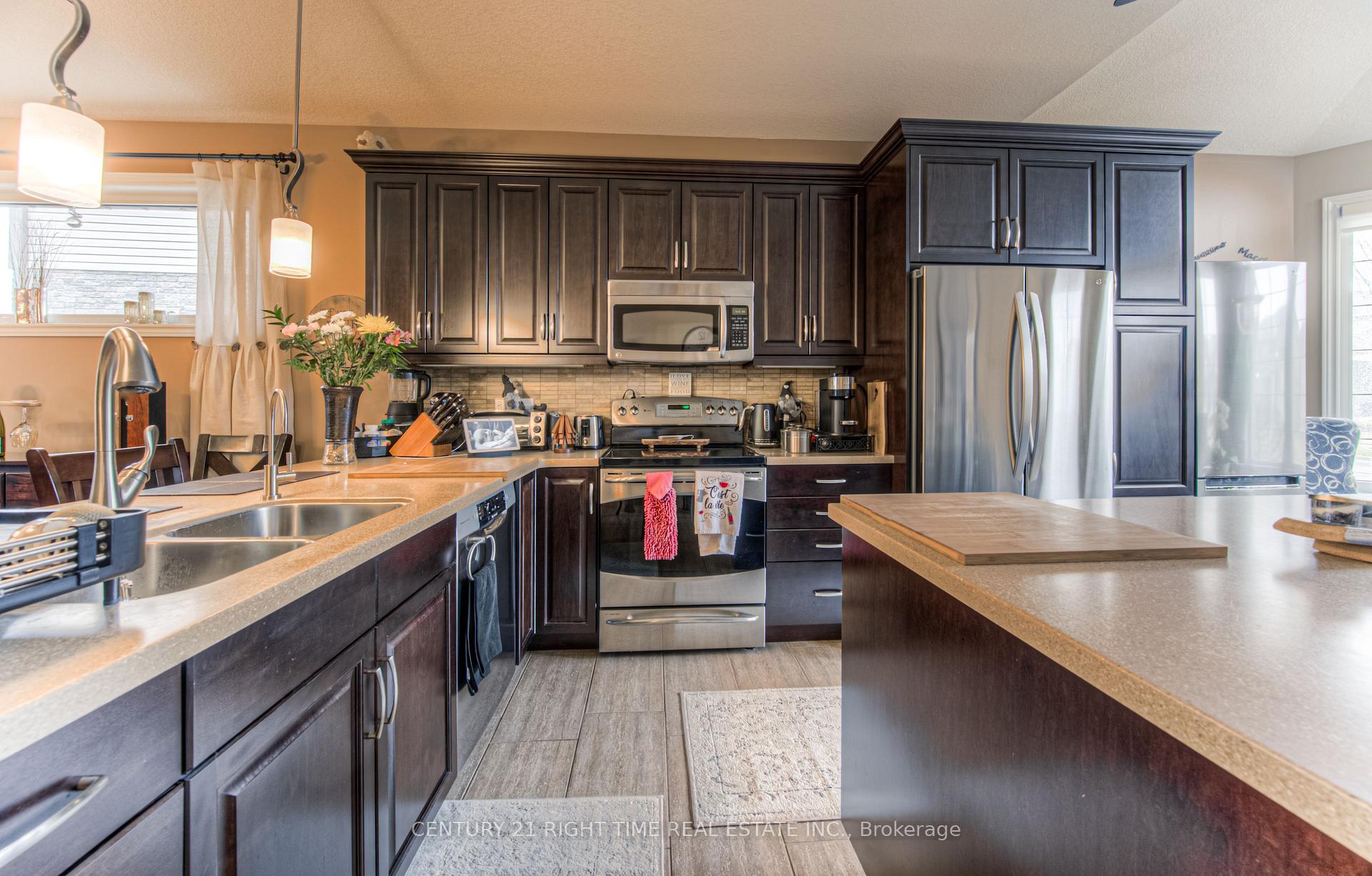 Photo 9 of 163 Townsend Drive, Woolwich — HOMEH