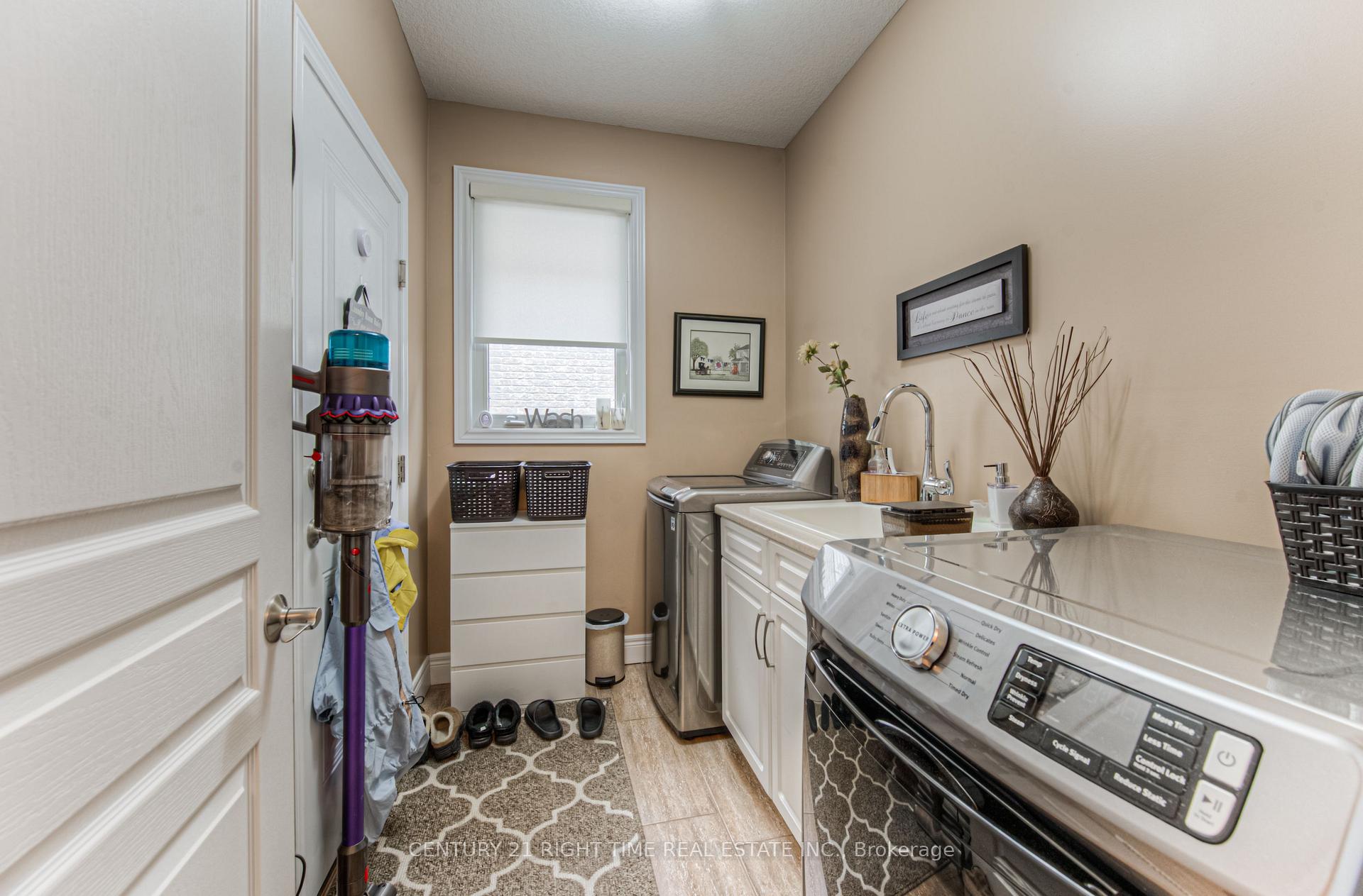 Photo 20 of 163 Townsend Drive, Woolwich — HOMEH