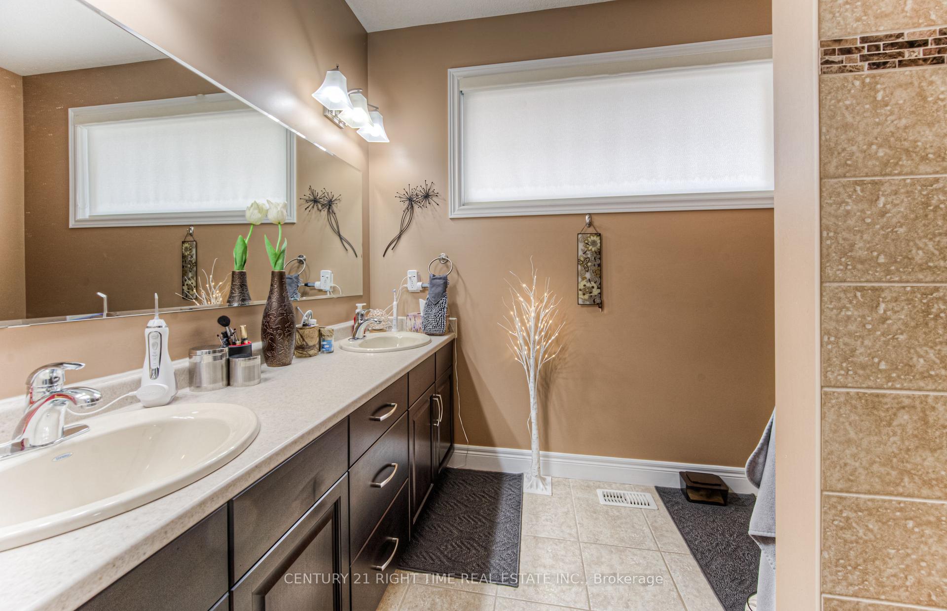 Photo 38 of 163 Townsend Drive, Woolwich — HOMEH