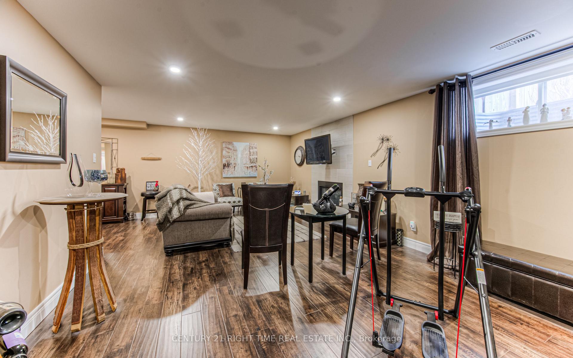 Photo 44 of 163 Townsend Drive, Woolwich — HOMEH