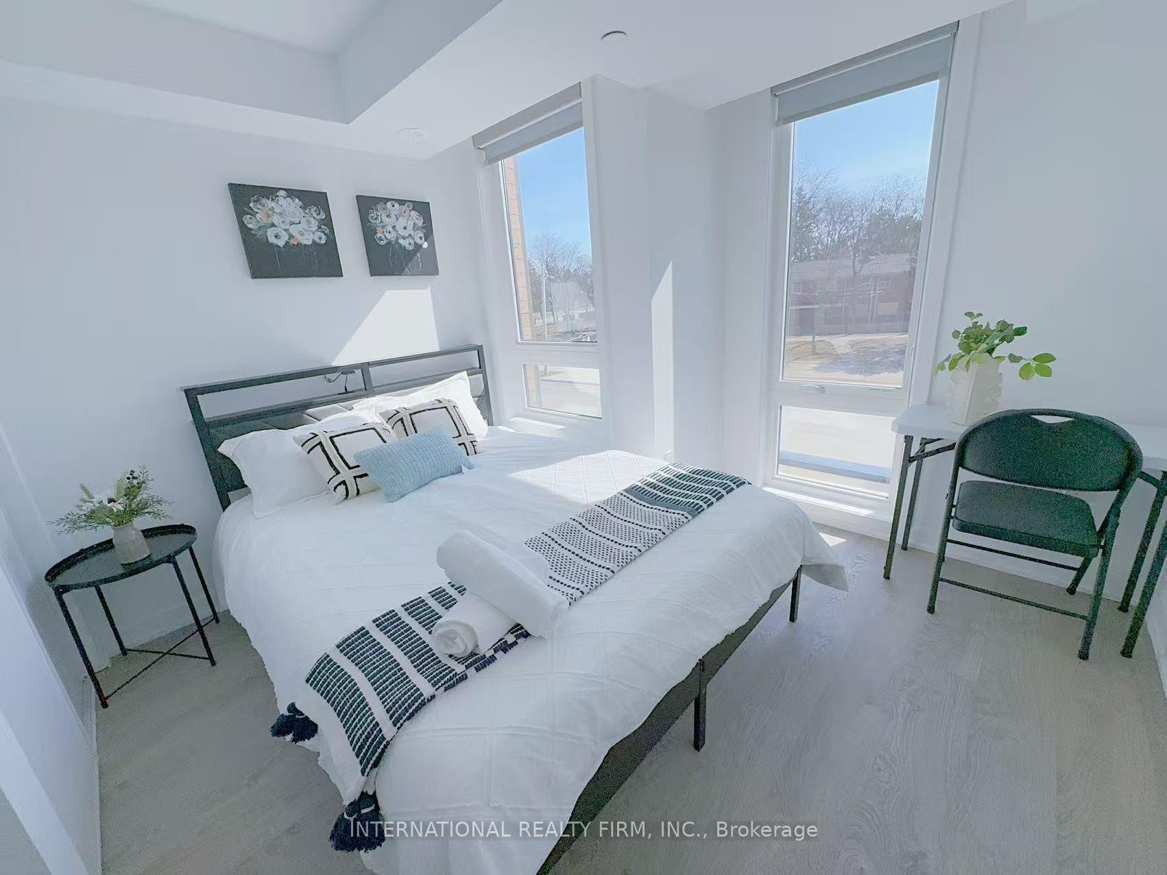 Photo 8 of 22 Turtle Island Road, Toronto, Englemount-Lawrence — HOMEH