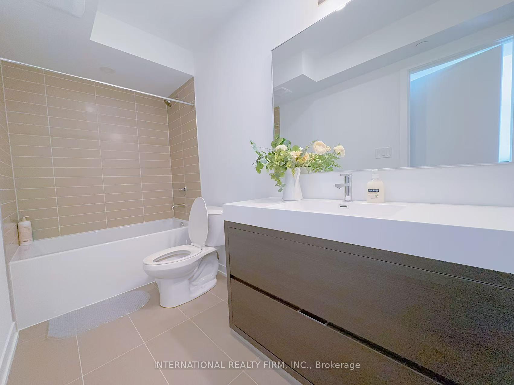 Photo 4 of 22 Turtle Island Road, Toronto, Englemount-Lawrence — HOMEH