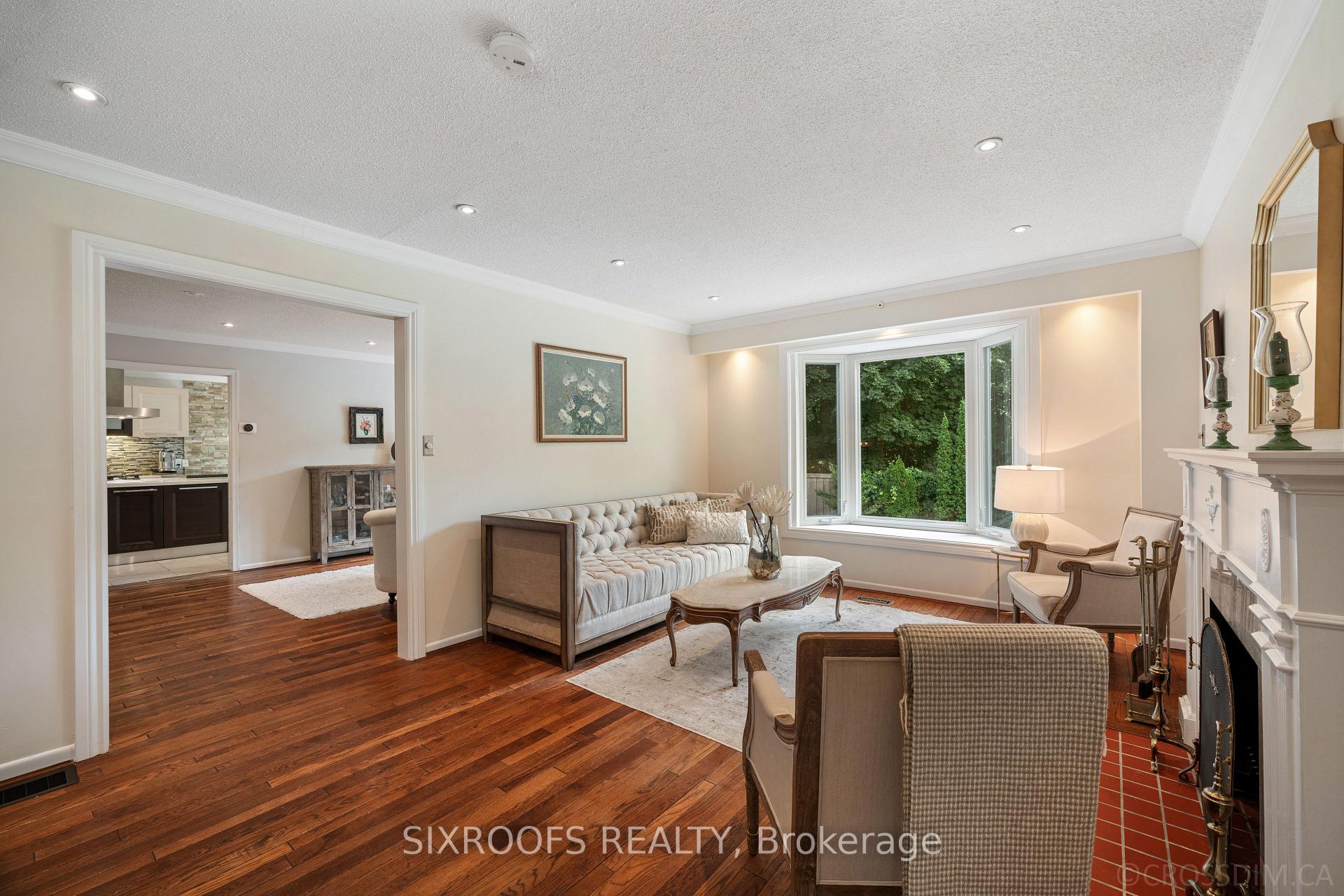 Photo 5 of 47 Senator Reesor's Drive, Markham, Sherwood-Amberglen — HOMEH