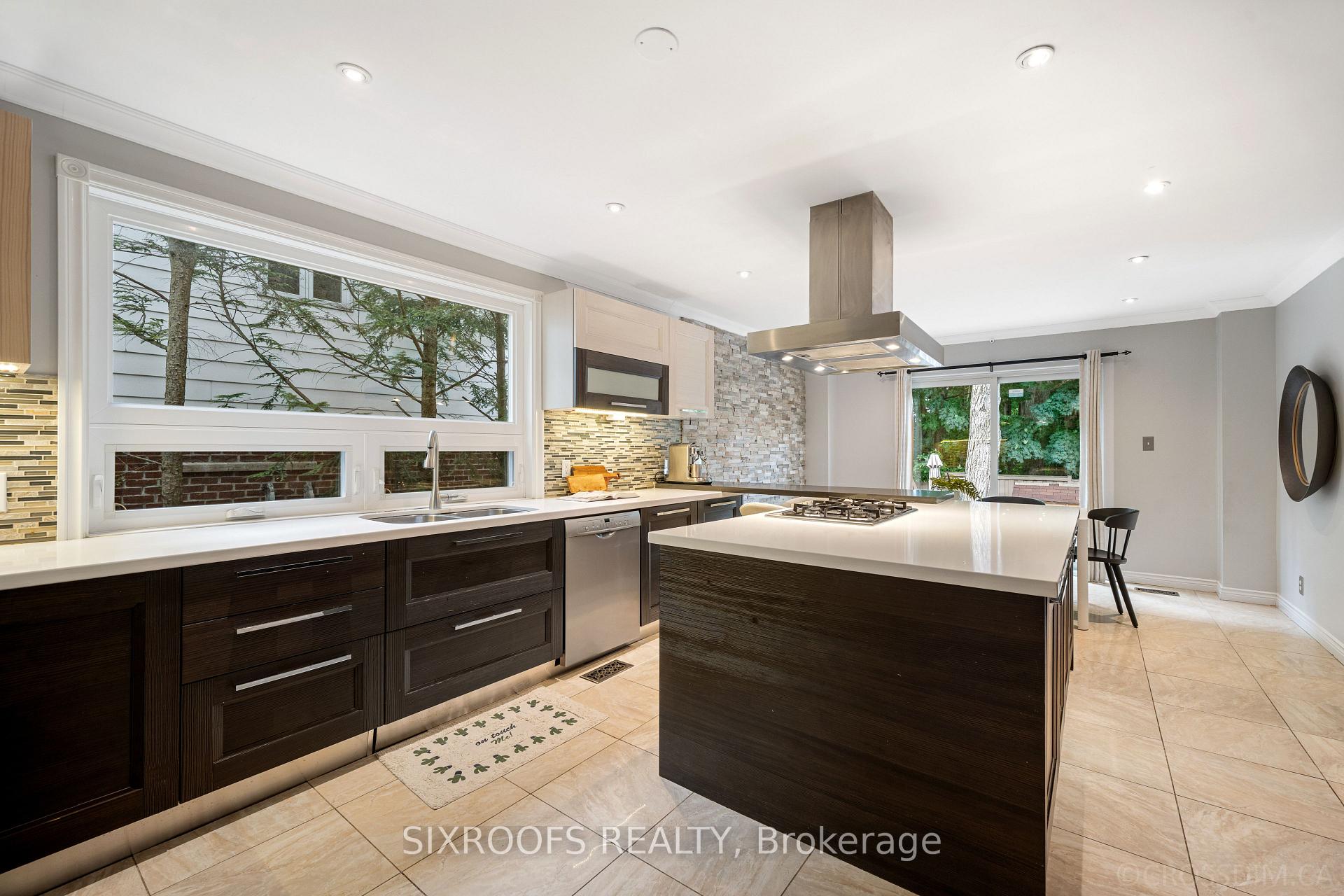 Photo 6 of 47 Senator Reesor's Drive, Markham, Sherwood-Amberglen — HOMEH