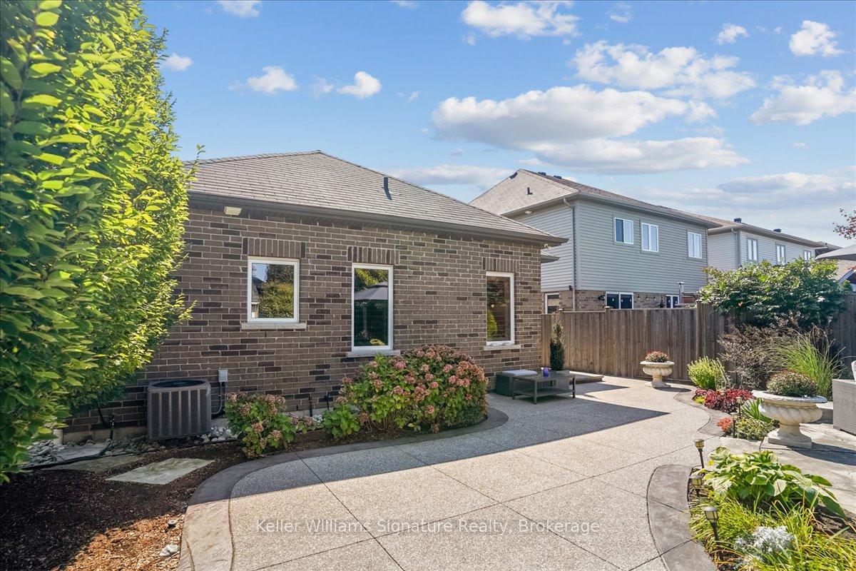 Photo 36 of 26 Turi Drive, Hamilton, Rural Glanbrook — HOMEH