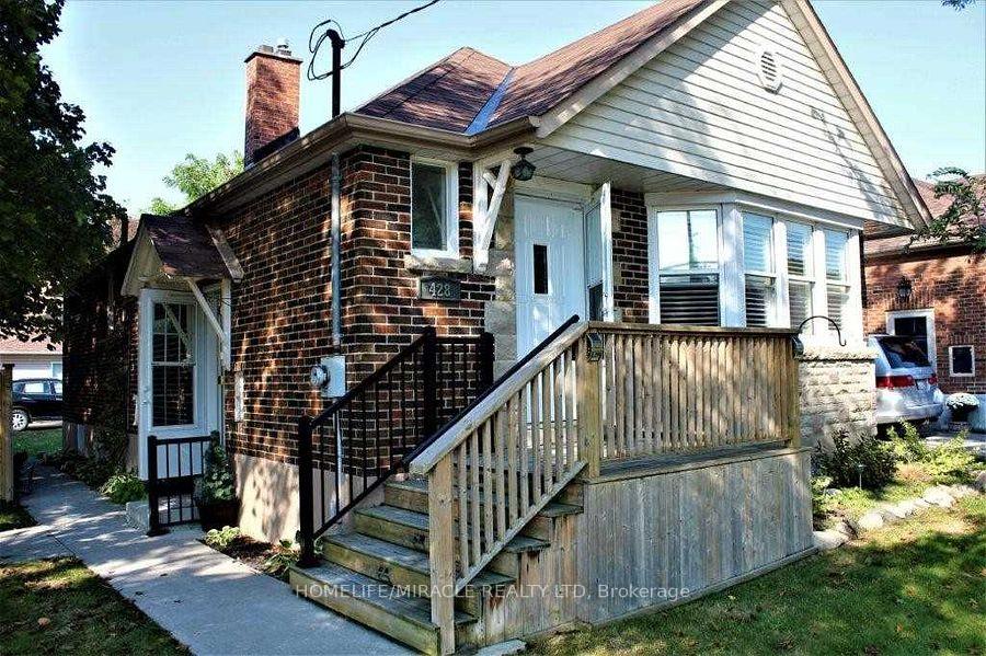Front of 428 King Street E
