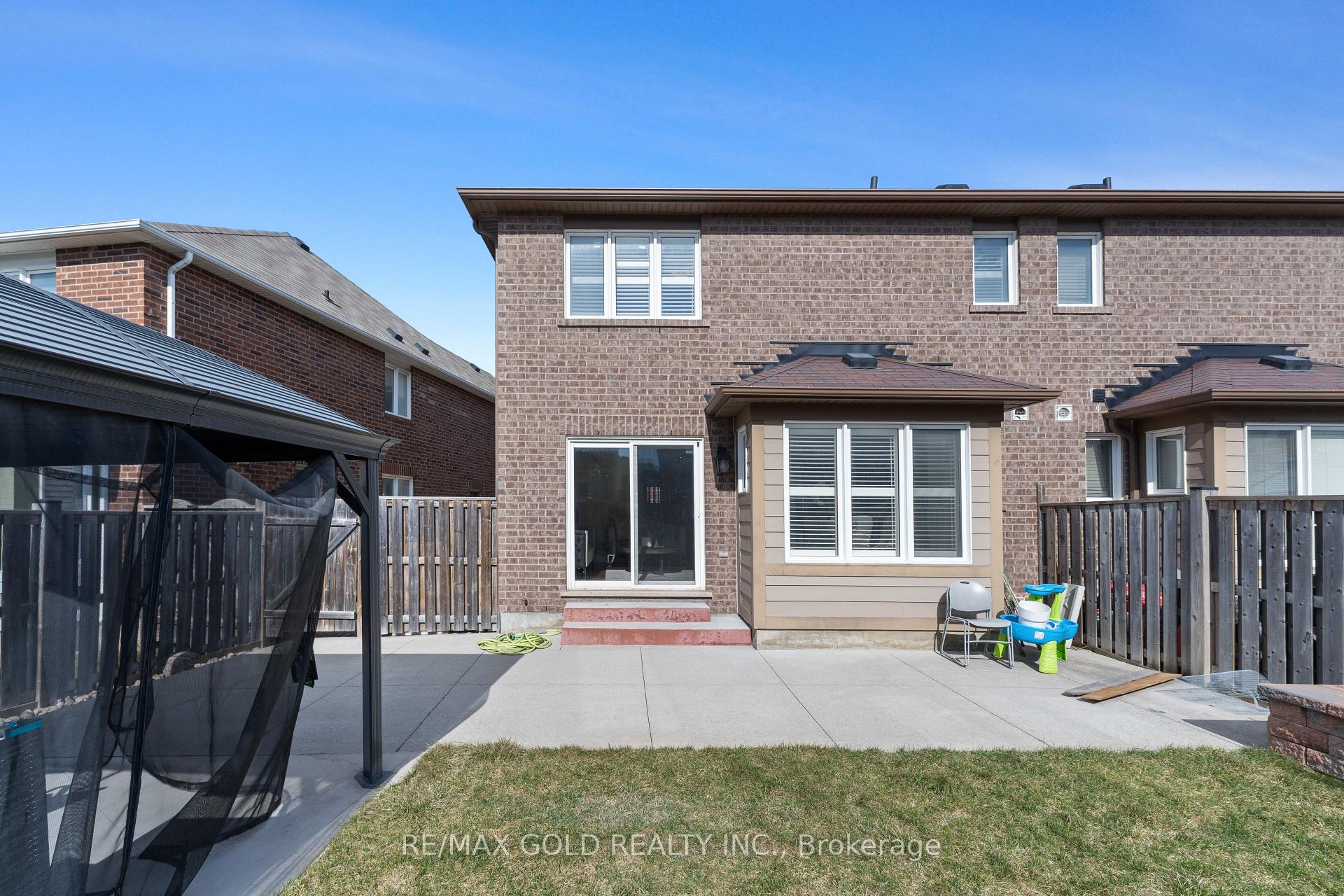 Photo 22 of 18 Apple Valley Way, Brampton, Bram East — HOMEH