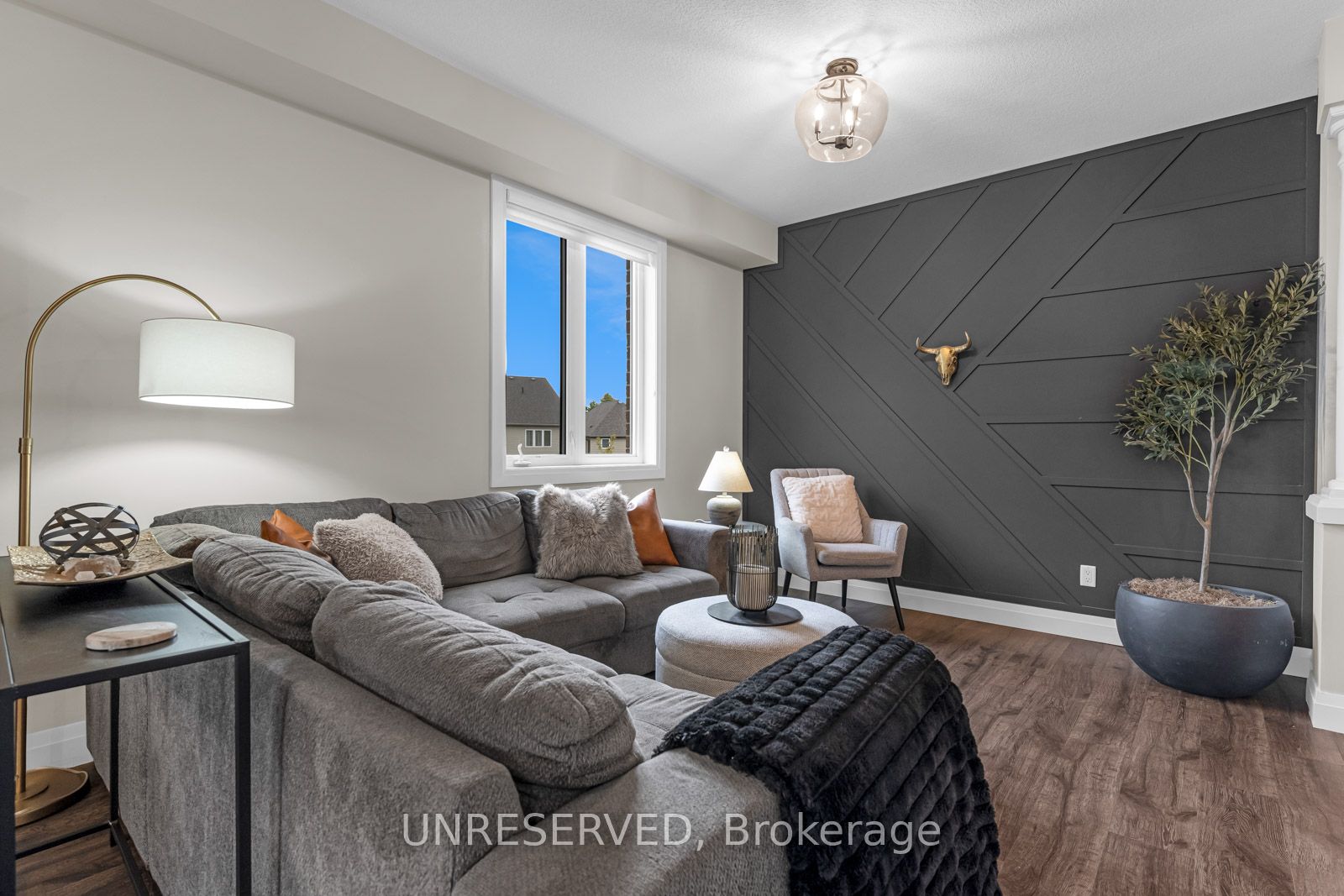 Photo 6 of 985 Audrey Place, Kitchener — HOMEH