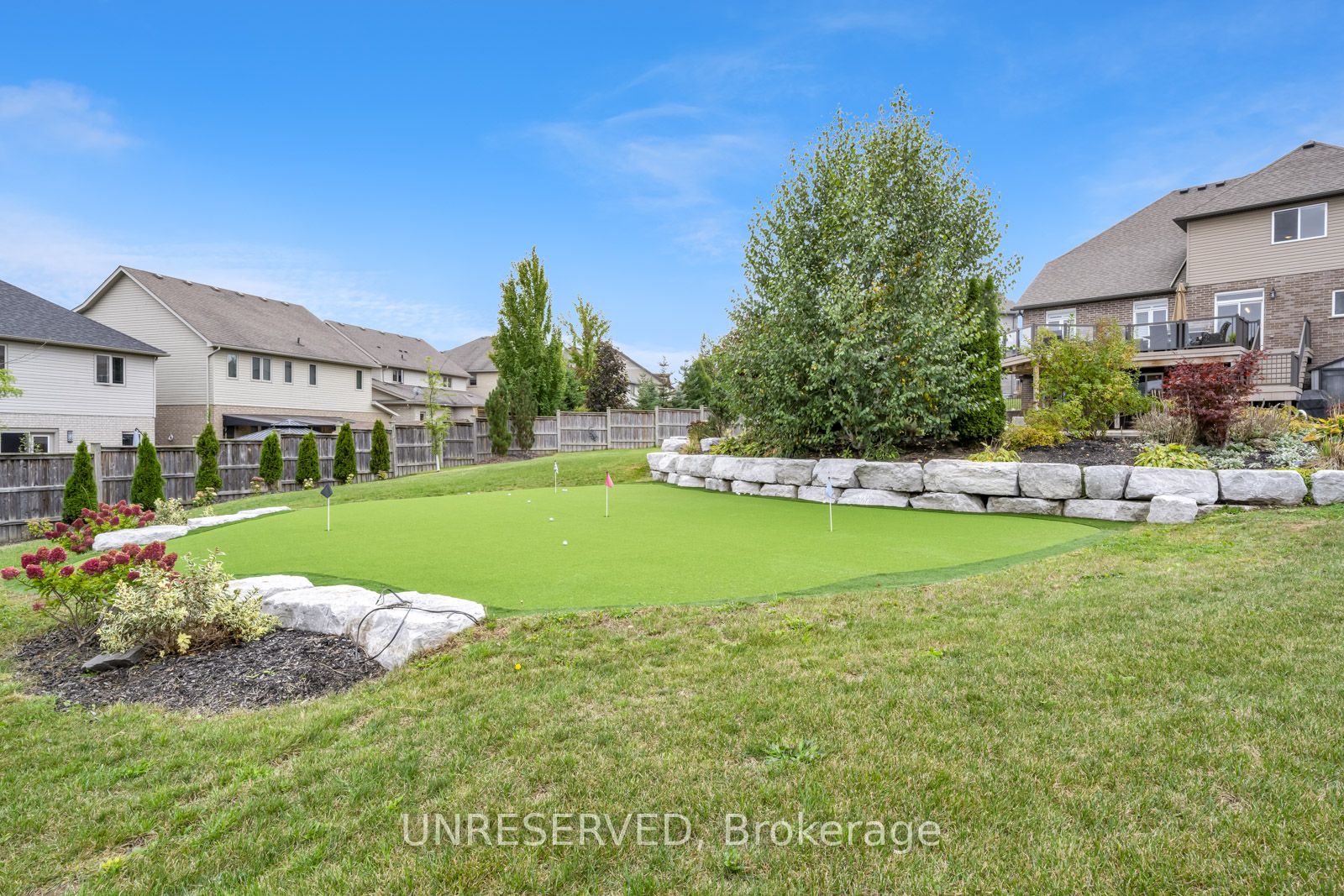 Photo 40 of 985 Audrey Place, Kitchener — HOMEH