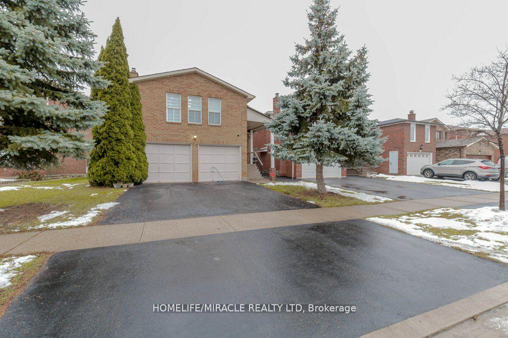 Photo 1 of 66 Ebby Avenue, Brampton, Heart Lake West — HOMEH