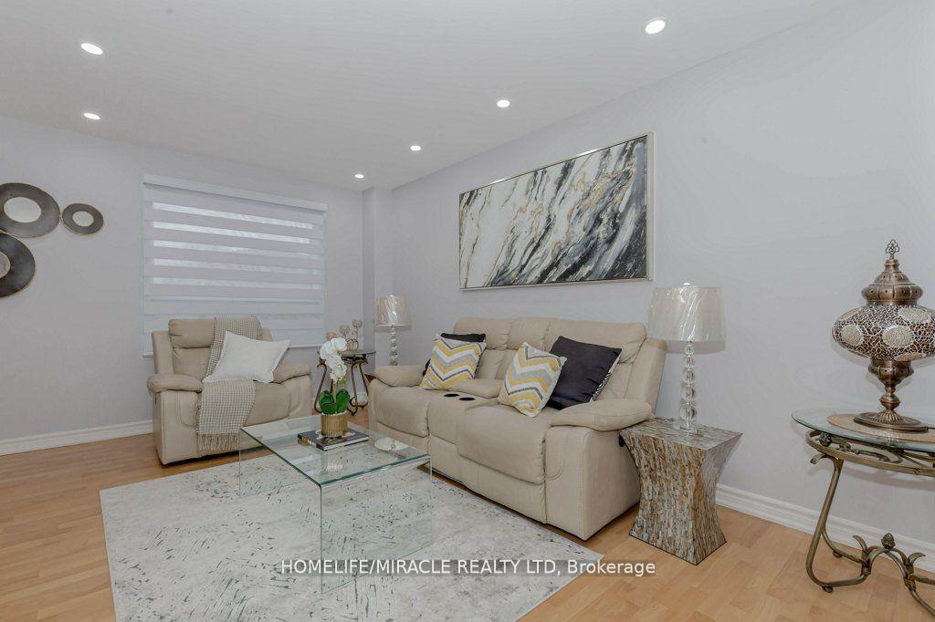 Photo 40 of 66 Ebby Avenue, Brampton, Heart Lake West — HOMEH