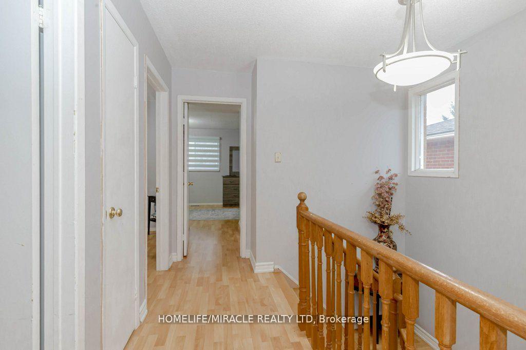 Photo 20 of 66 Ebby Avenue, Brampton, Heart Lake West — HOMEH