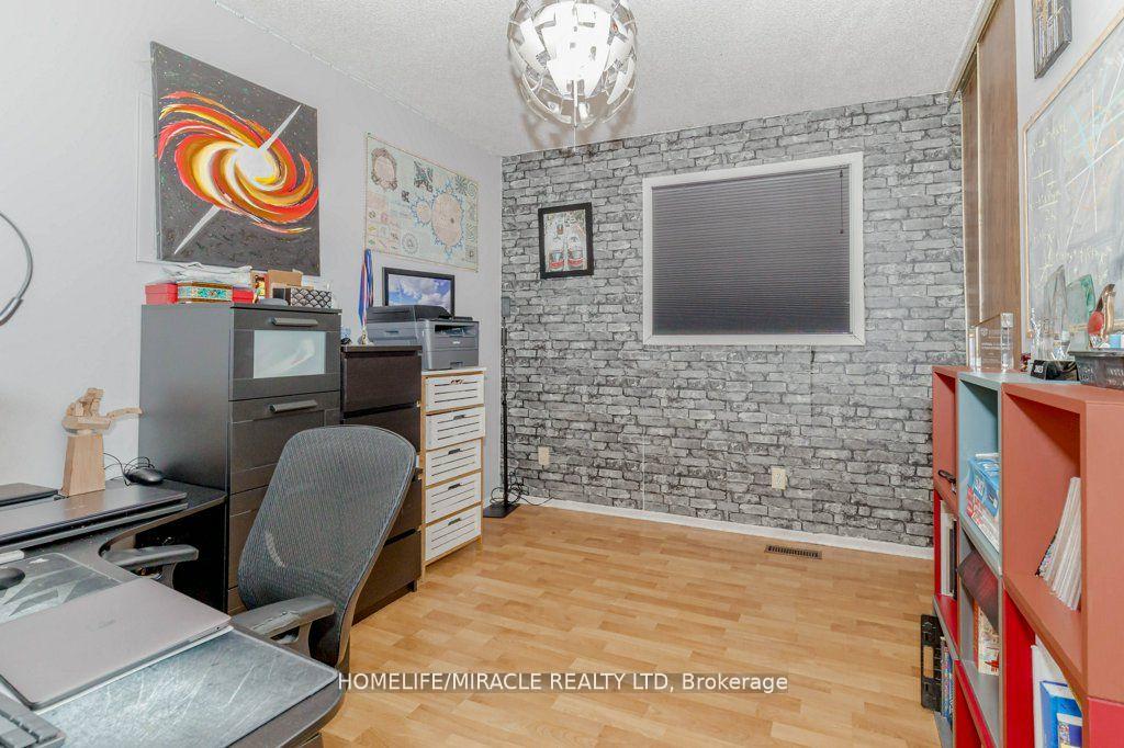 Photo 28 of 66 Ebby Avenue, Brampton, Heart Lake West — HOMEH