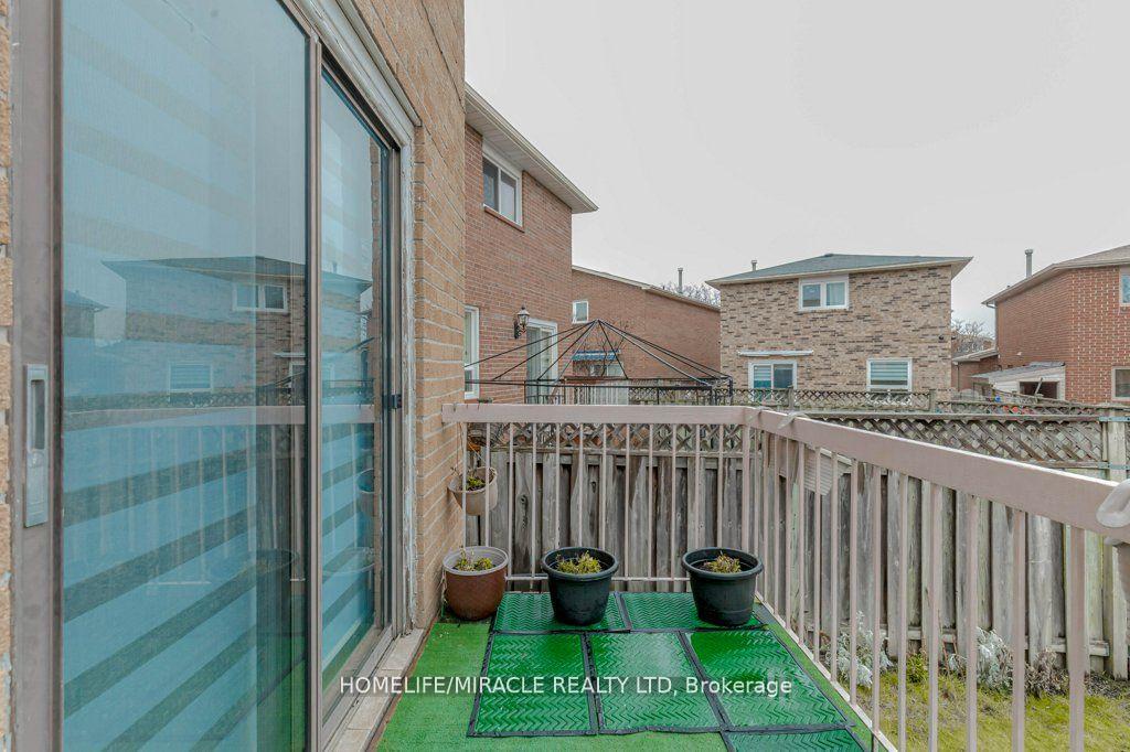 Photo 36 of 66 Ebby Avenue, Brampton, Heart Lake West — HOMEH