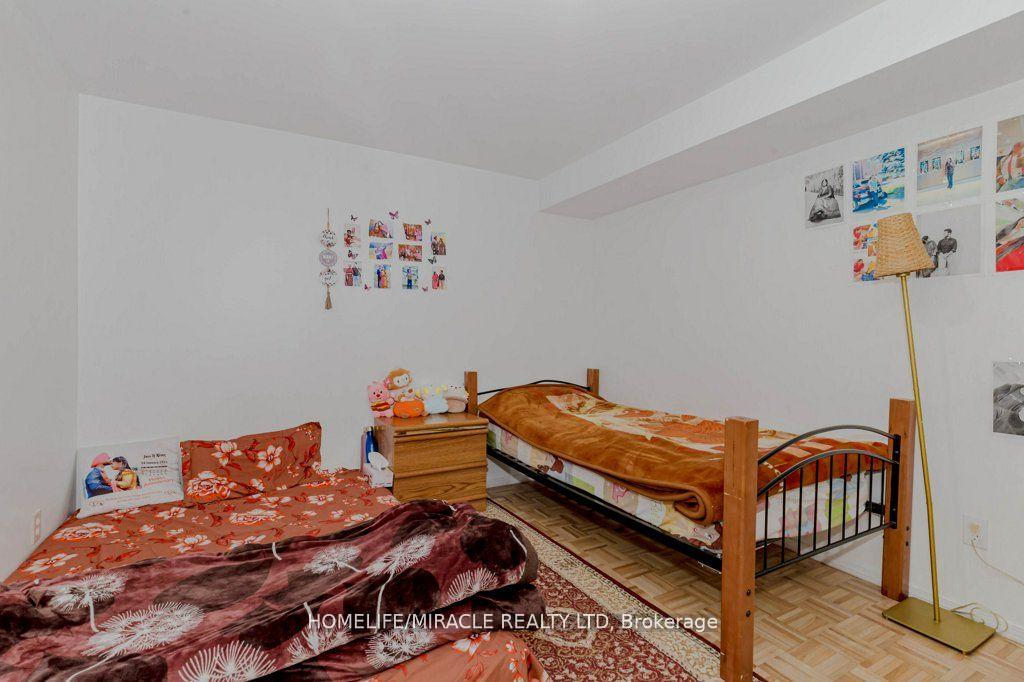 Photo 21 of 66 Ebby Avenue, Brampton, Heart Lake West — HOMEH