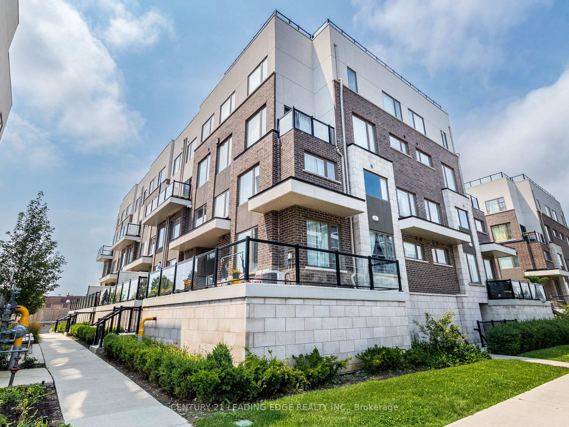 Photo 1 of Unit 216, 1460 Whites Road, Pickering, Woodlands — HOMEH