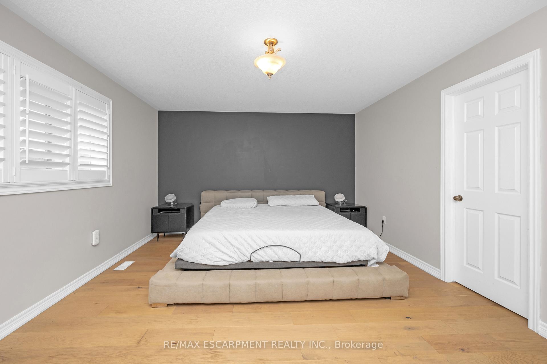 Photo 30 of 44 Pelech Crescent, Hamilton, Stoney Creek Mountain — HOMEH