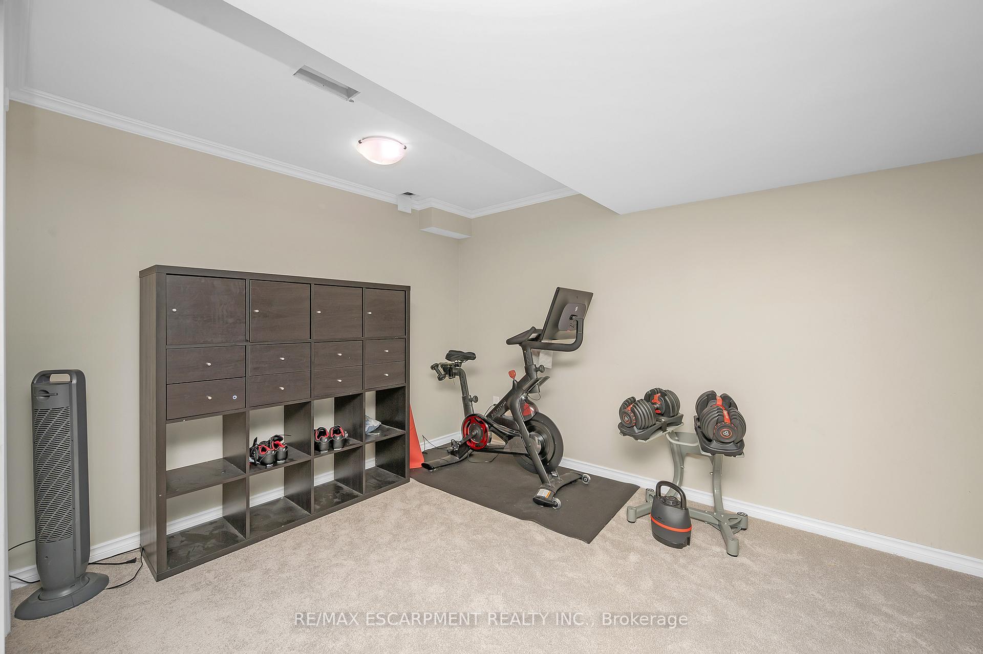 Photo 34 of 44 Pelech Crescent, Hamilton, Stoney Creek Mountain — HOMEH