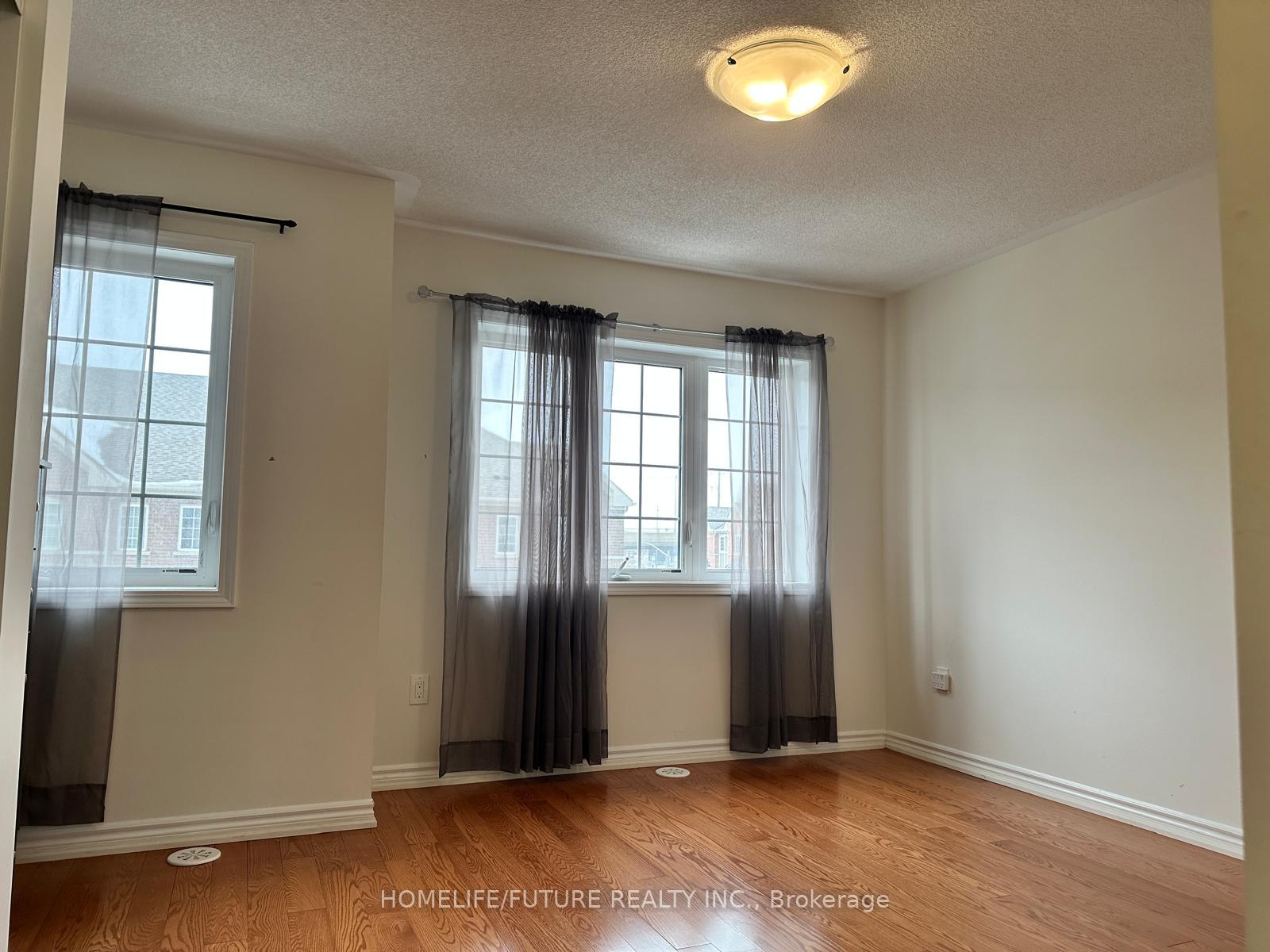 Photo 4 of Unit Main, 81 Jolly Way, Scarborough, Dorset Park — HOMEH