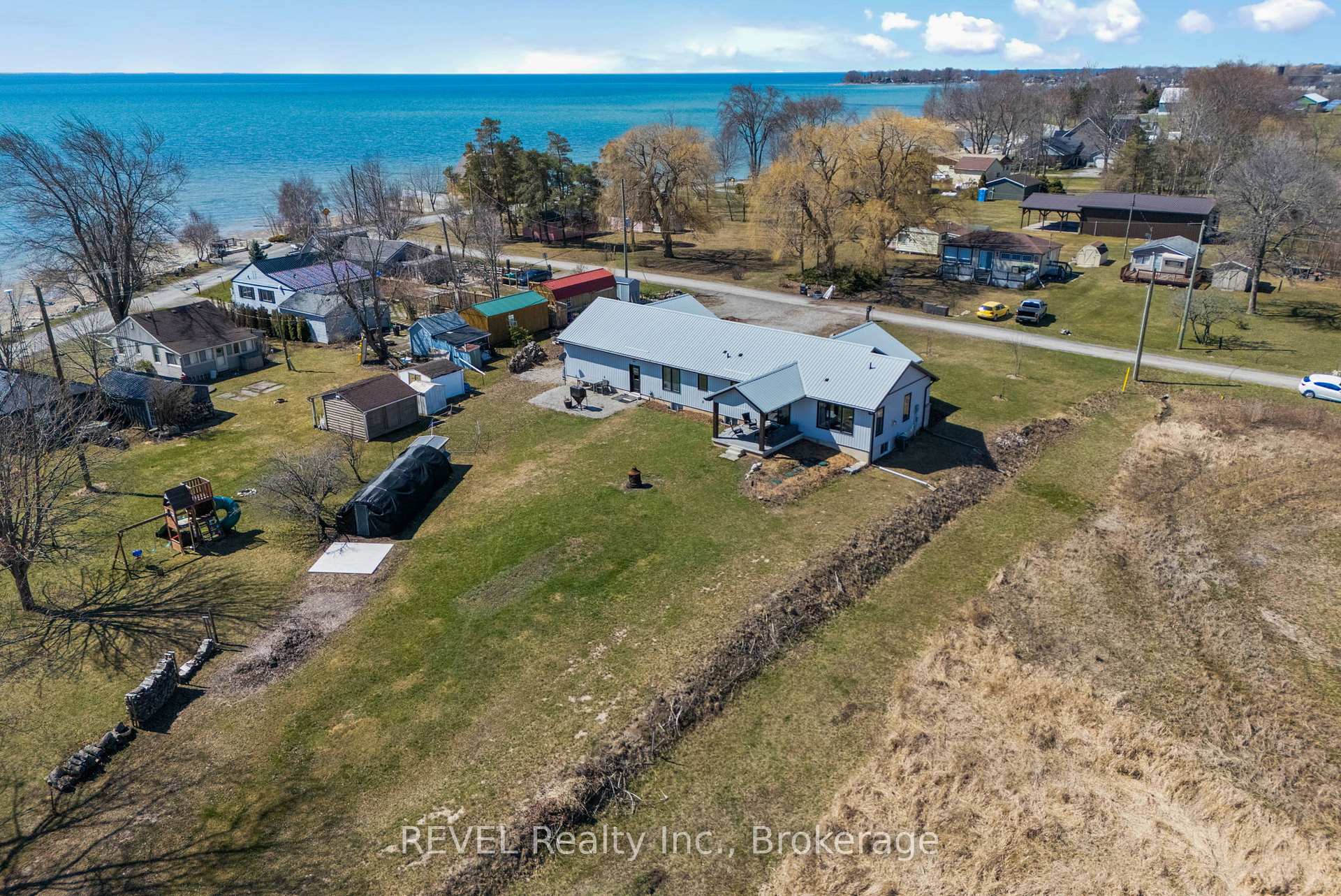 Photo 38 of 8 Reicheld Road, Haldimand — HOMEH