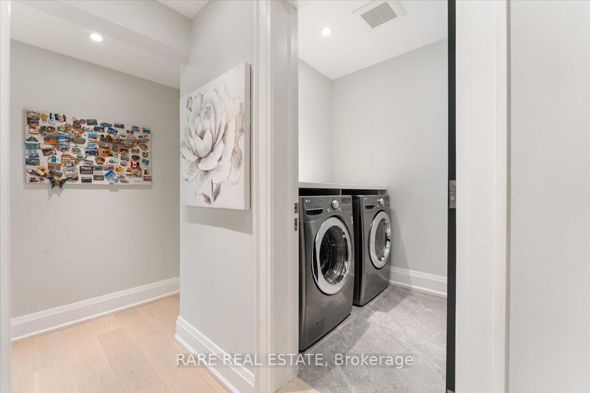 Photo 6 of 1566 Mount Pleasant Road, Toronto, Lawrence Park North — HOMEH