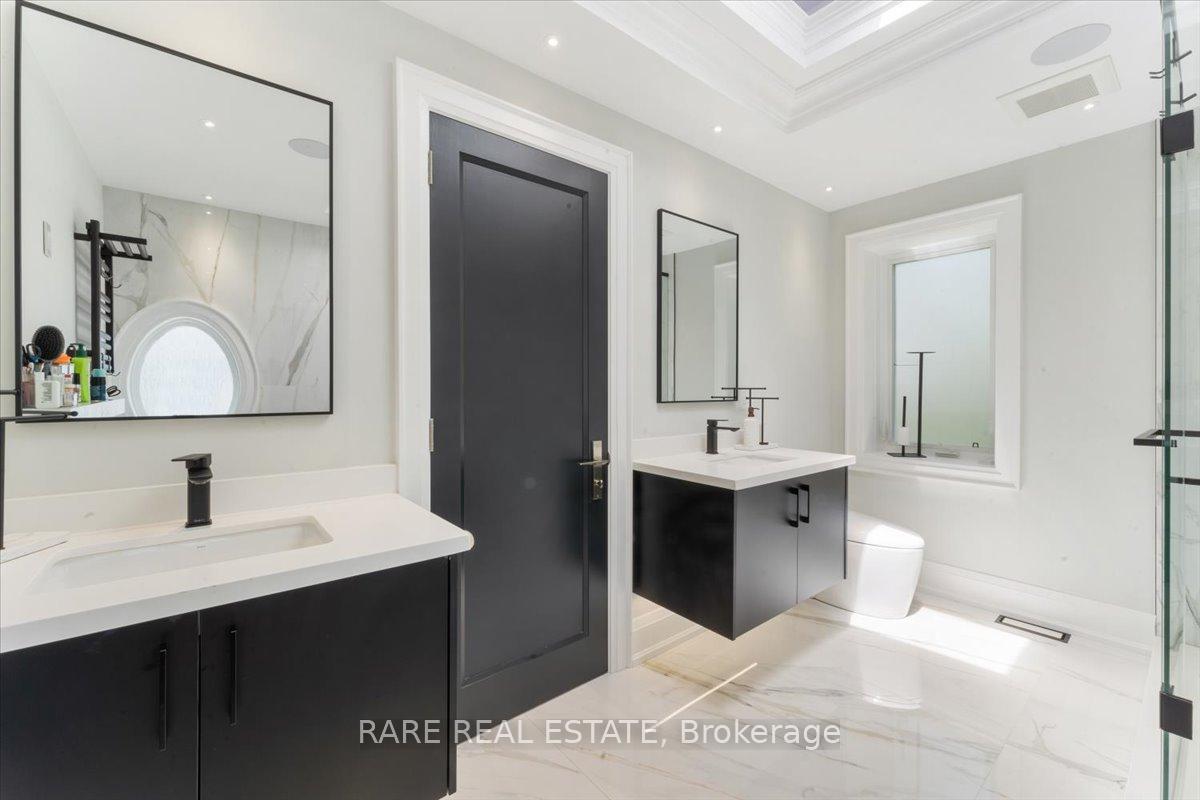 Photo 16 of 1566 Mount Pleasant Road, Toronto, Lawrence Park North — HOMEH