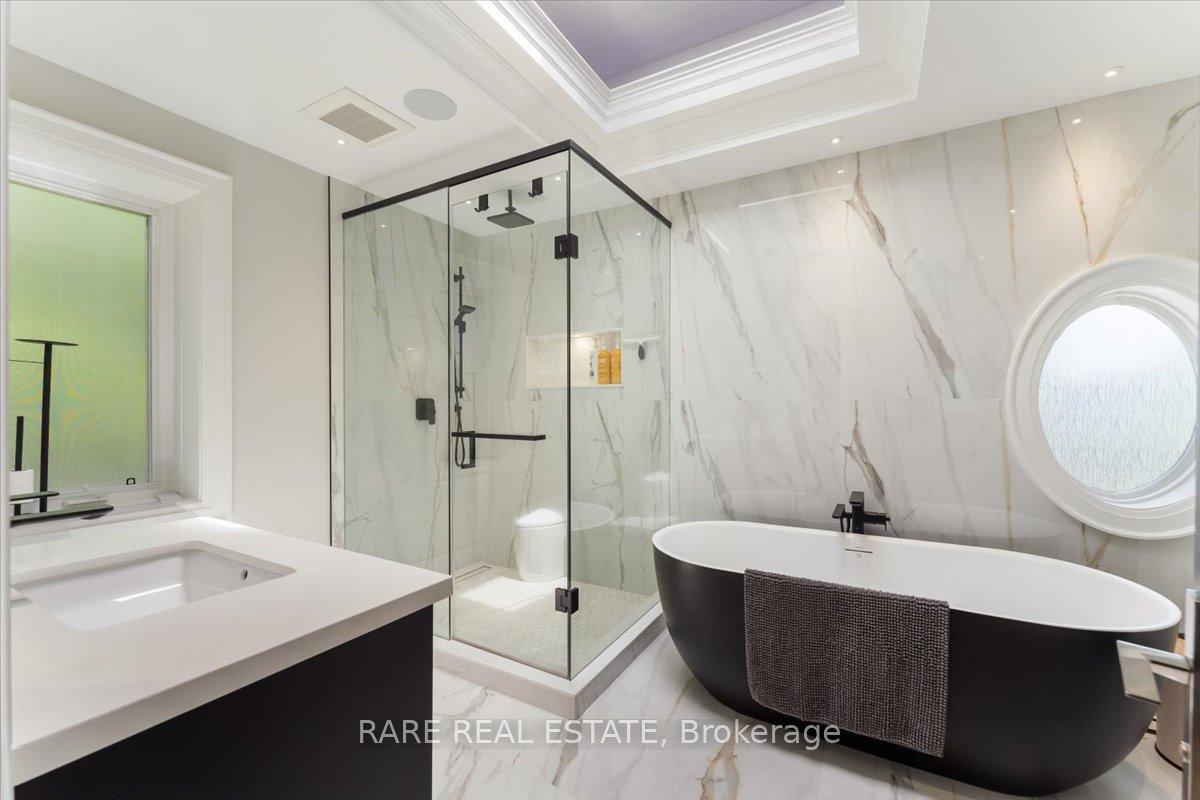 Photo 15 of 1566 Mount Pleasant Road, Toronto, Lawrence Park North — HOMEH
